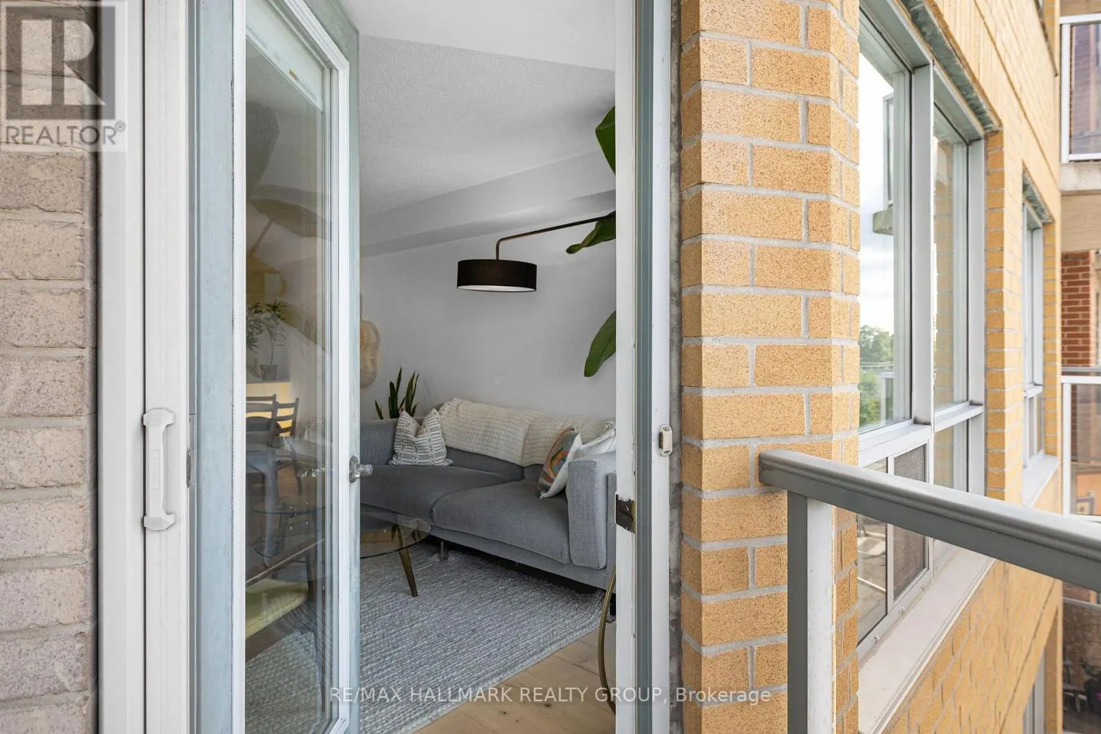 511 - 429 SOMERSET STREET W
