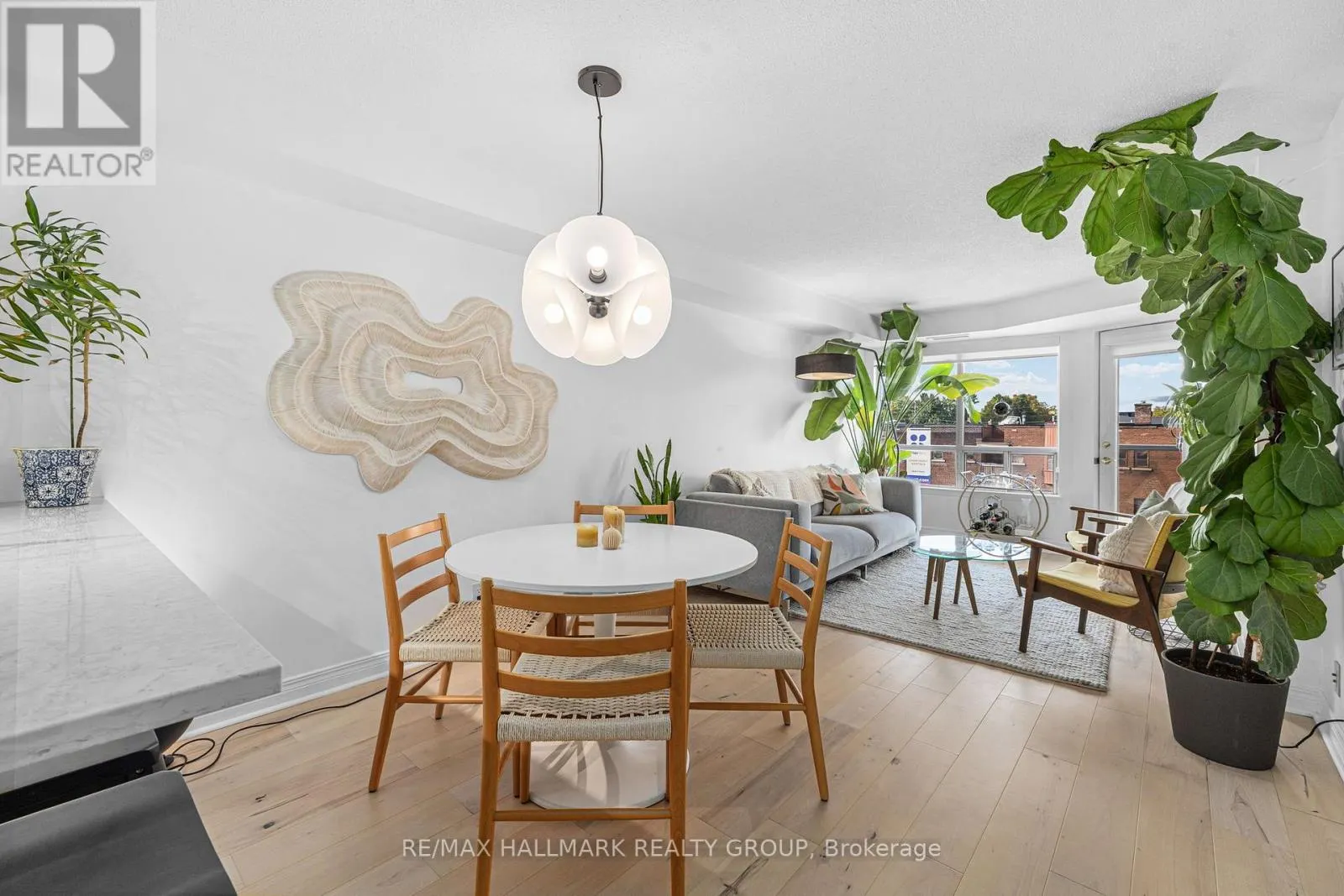 511 - 429 SOMERSET STREET W