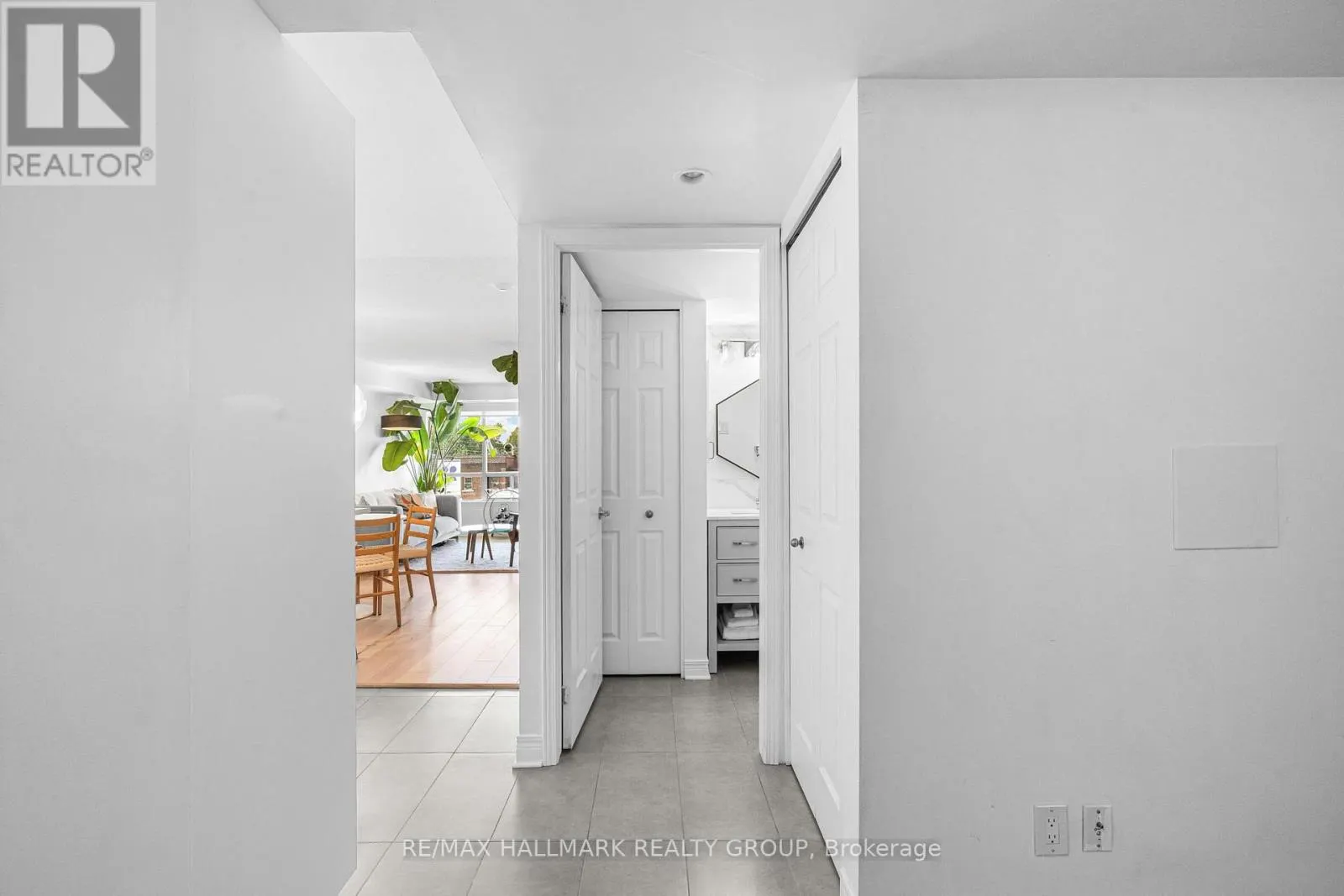 511 - 429 SOMERSET STREET W