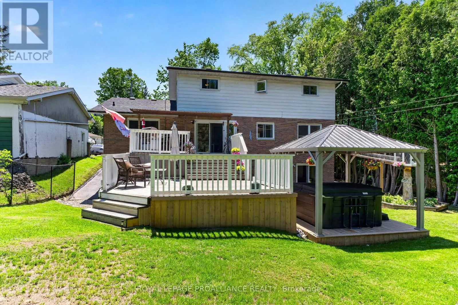 393 STEWART BOULEVARD