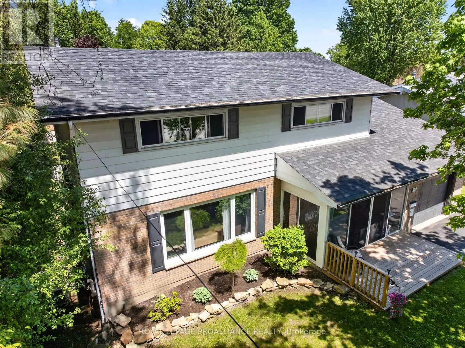 393 STEWART BOULEVARD