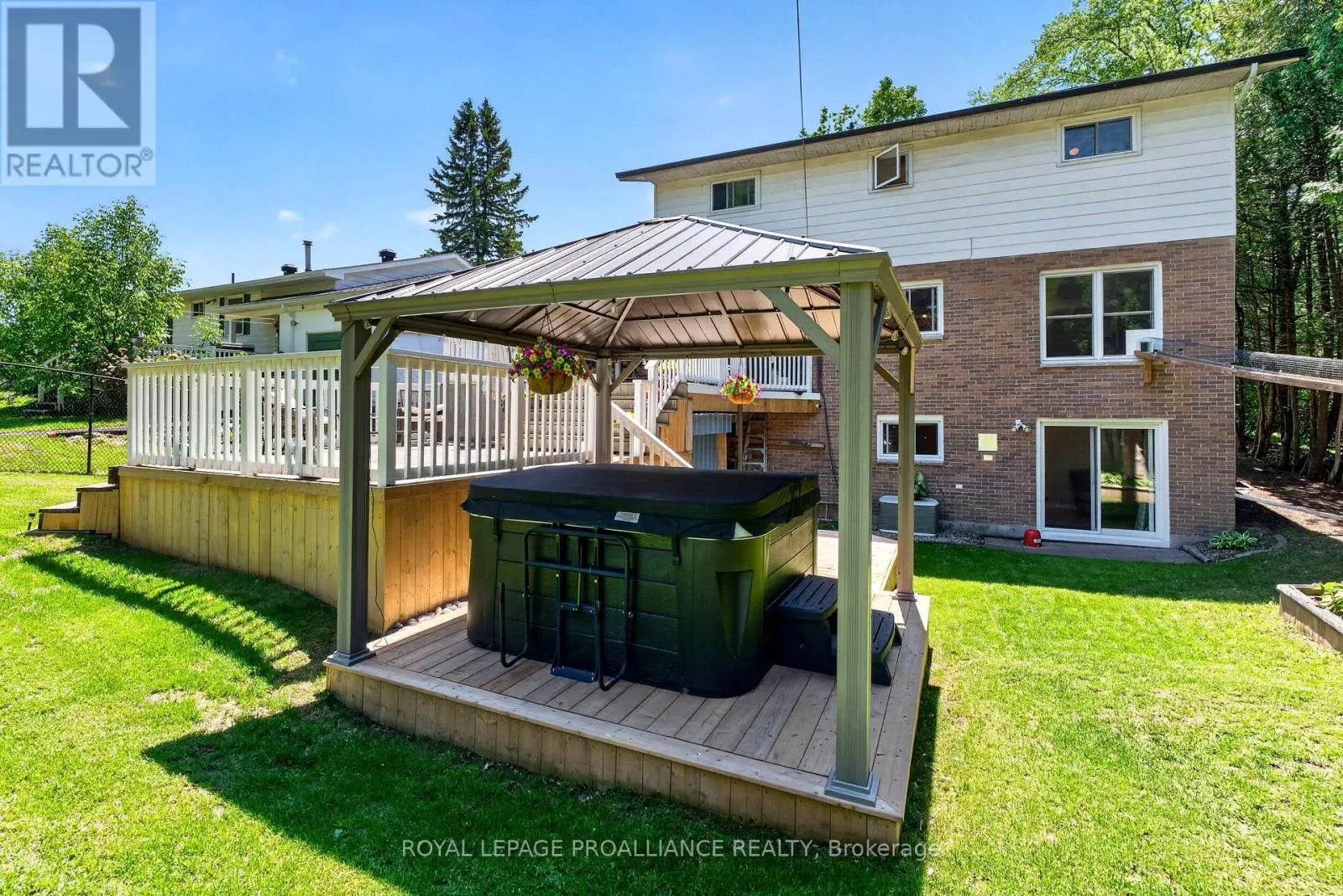 393 STEWART BOULEVARD