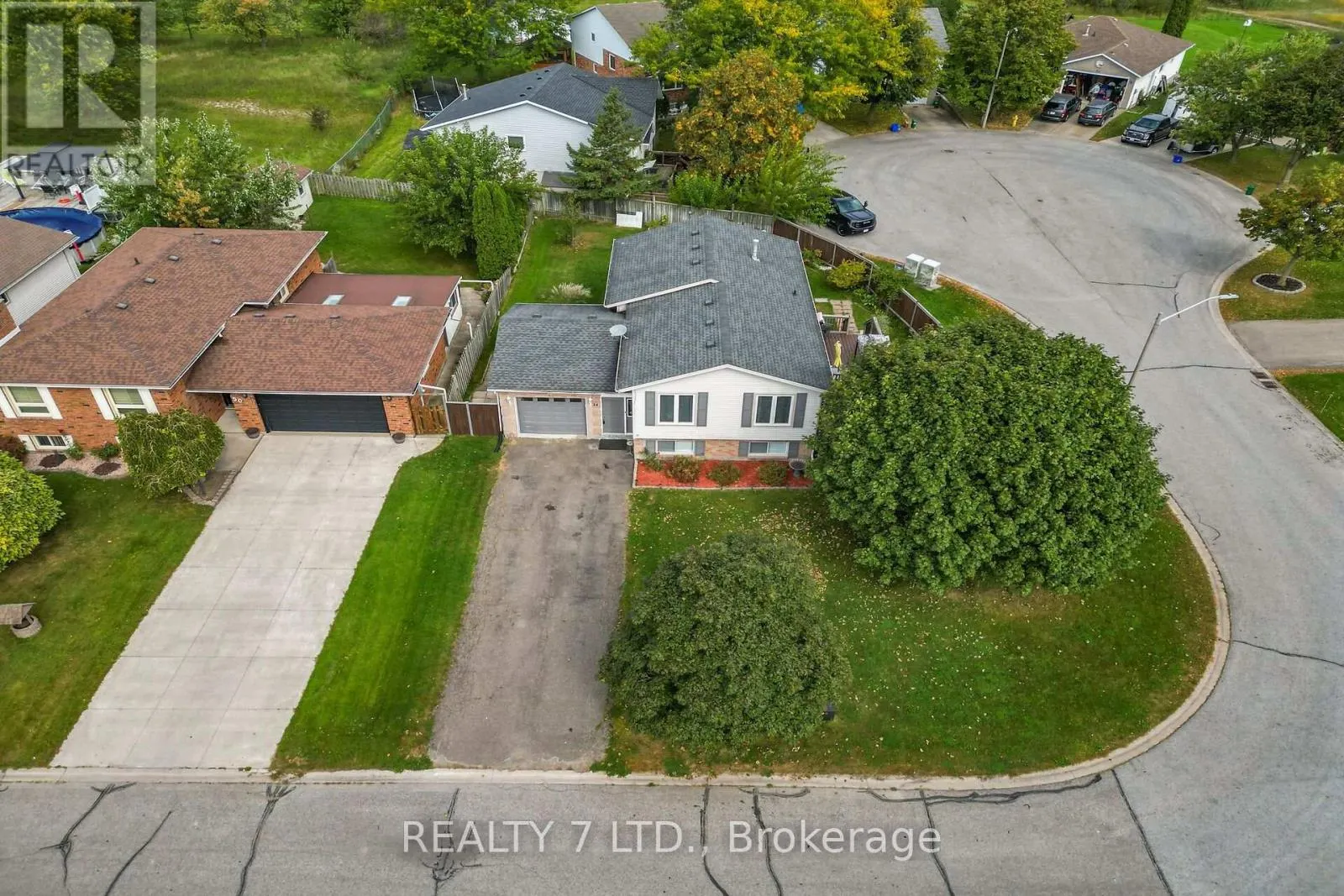 54 COWAN DRIVE