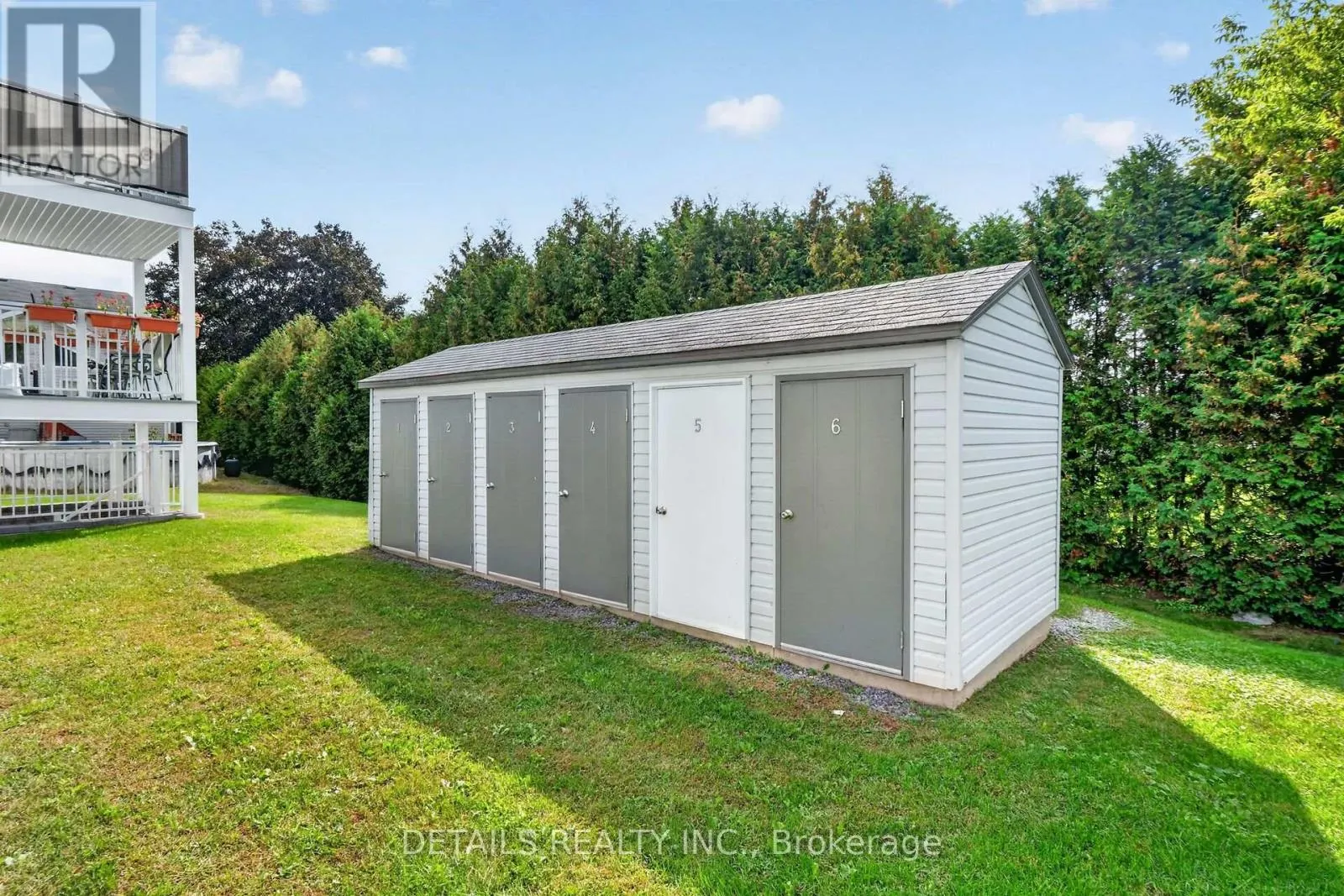 3C - 75 LAPOINTE BOULEVARD