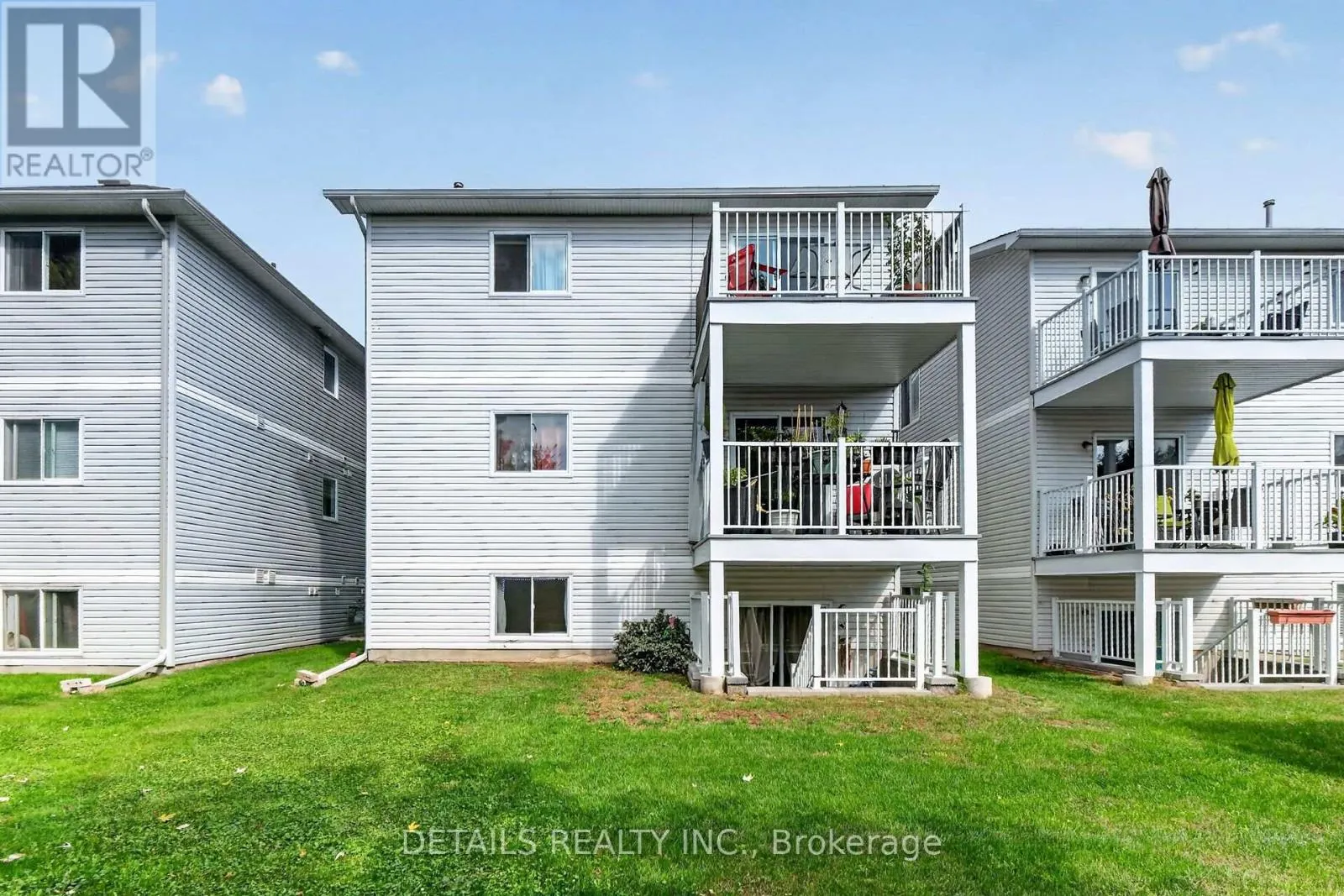 3C - 75 LAPOINTE BOULEVARD