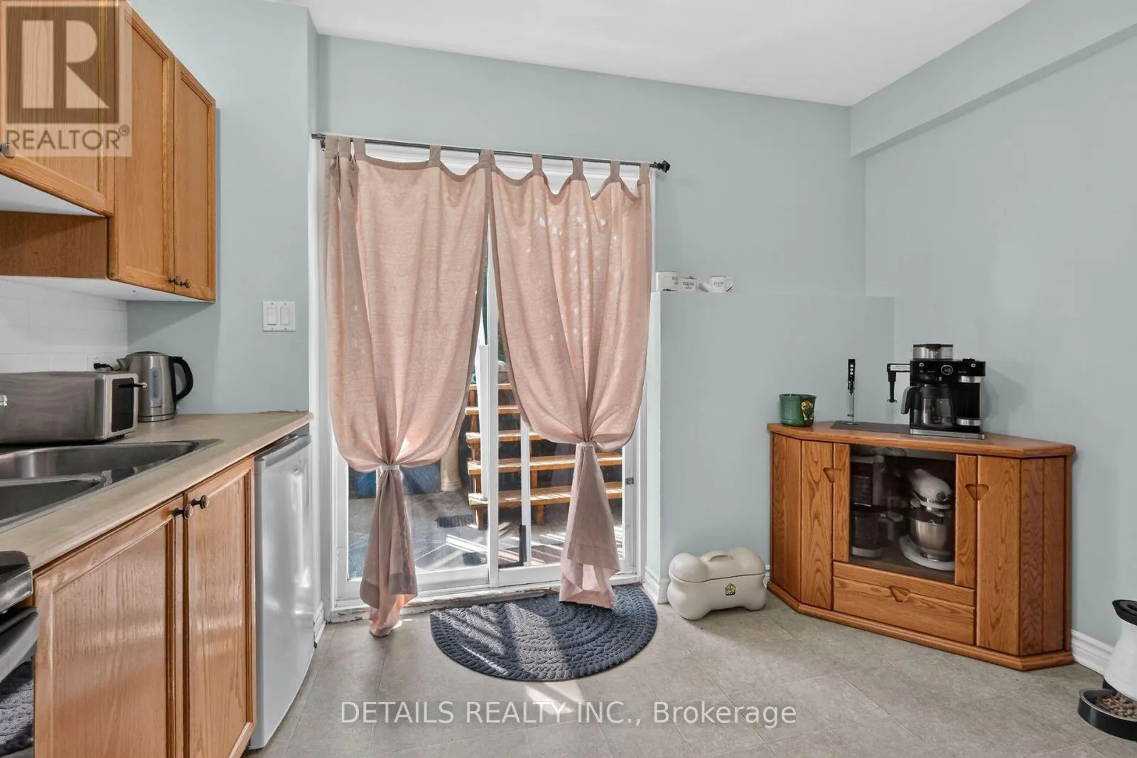 3C - 75 LAPOINTE BOULEVARD