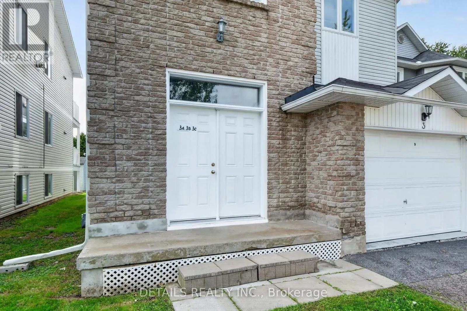3C - 75 LAPOINTE BOULEVARD