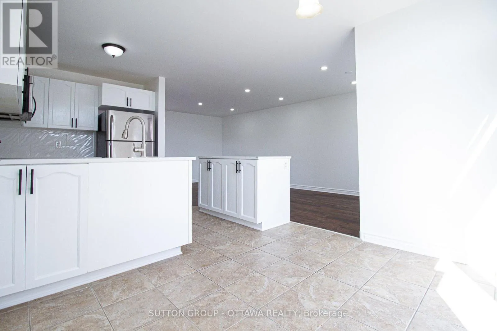 163 SILVERMOON CRESCENT