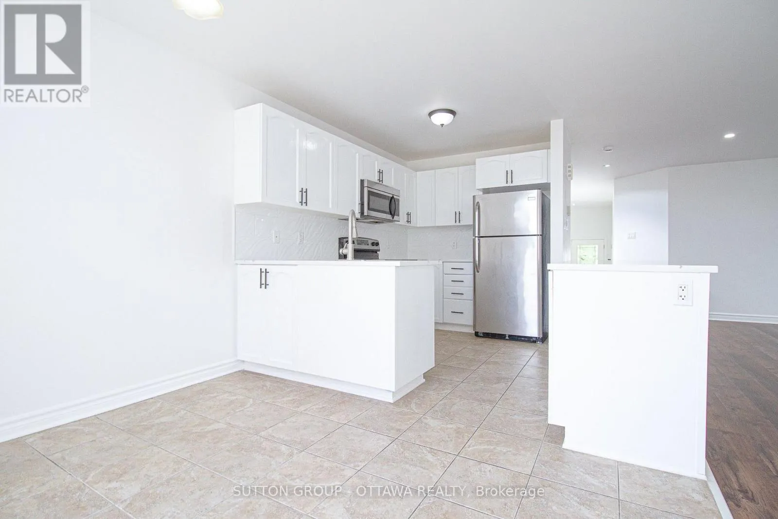 163 SILVERMOON CRESCENT