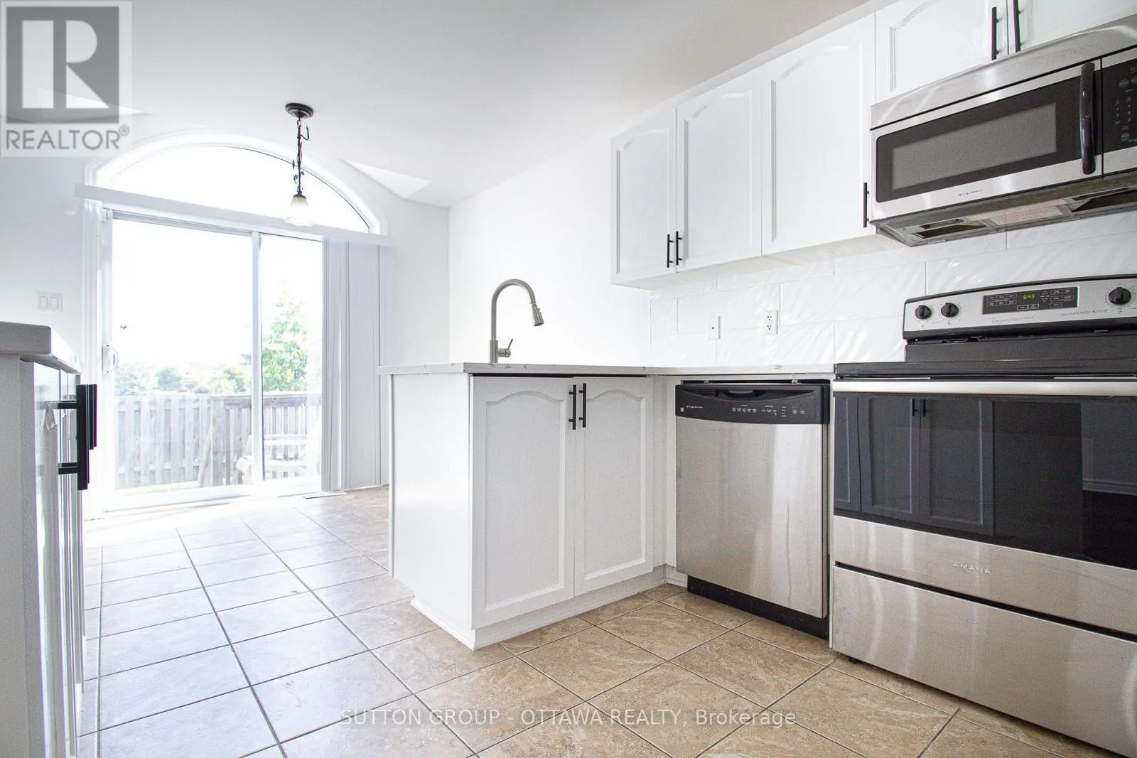 163 SILVERMOON CRESCENT