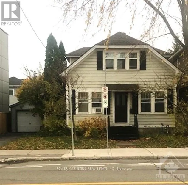 12 MCARTHUR AVENUE