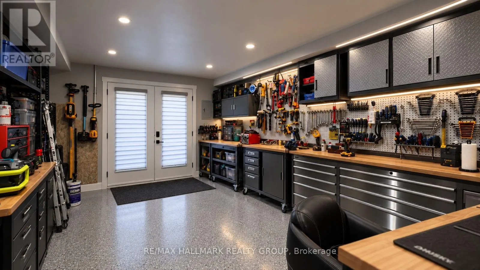 3515 FRONT ROAD E