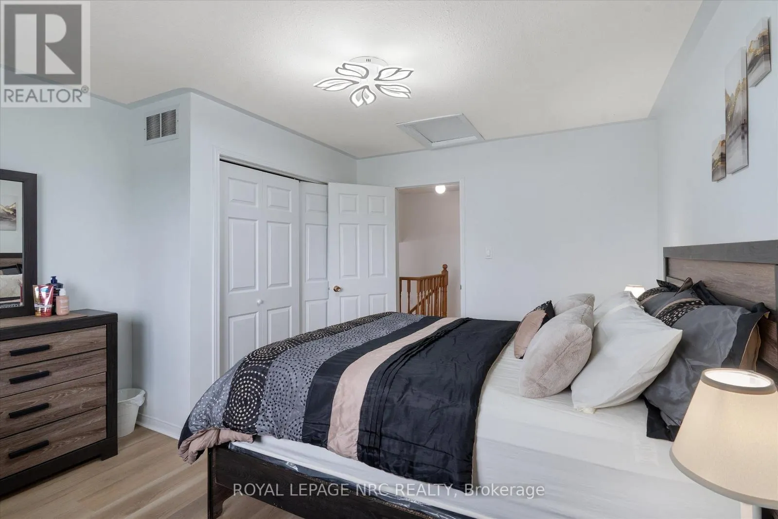 147 ST LAWRENCE DRIVE
