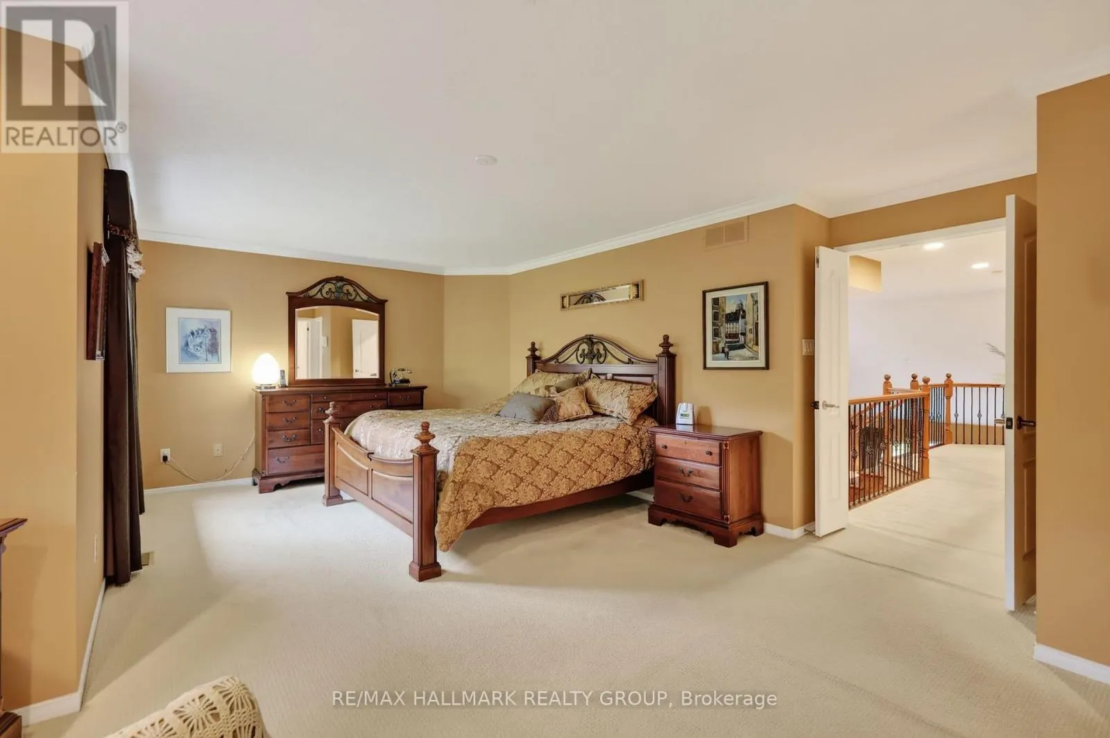 5851 GLADEWOODS PLACE