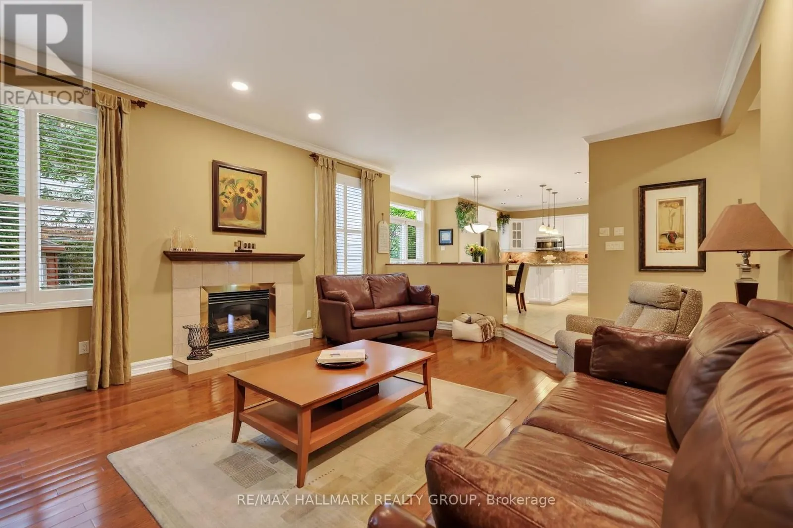 5851 GLADEWOODS PLACE