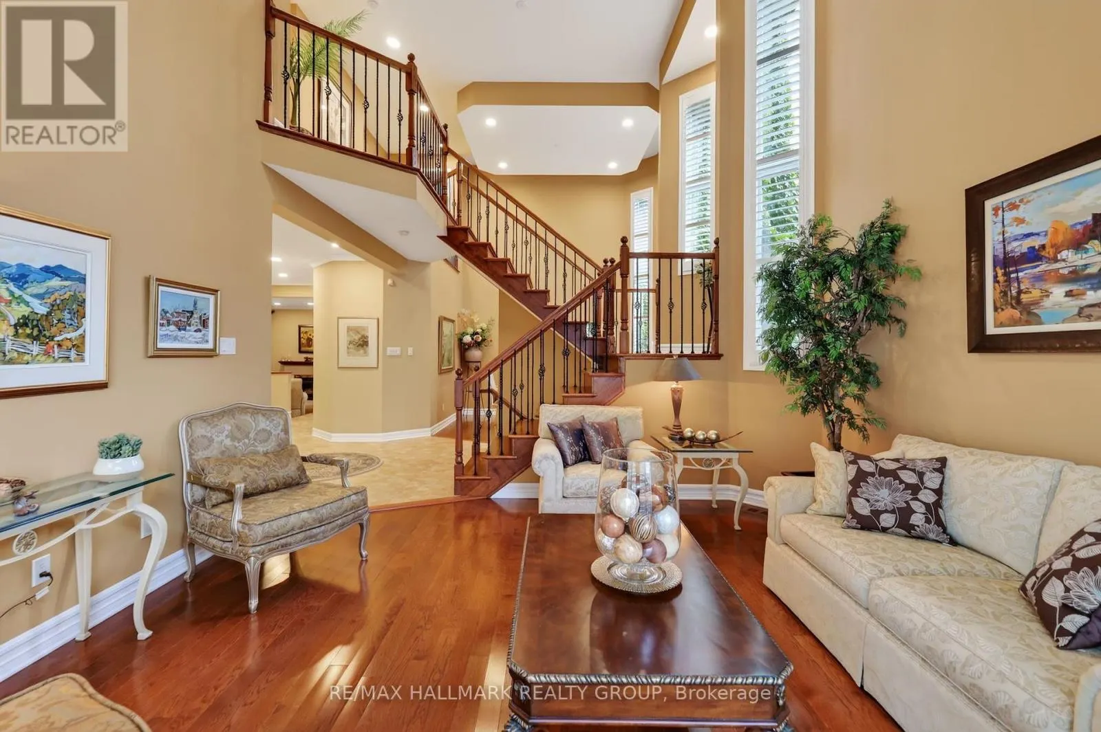 5851 GLADEWOODS PLACE