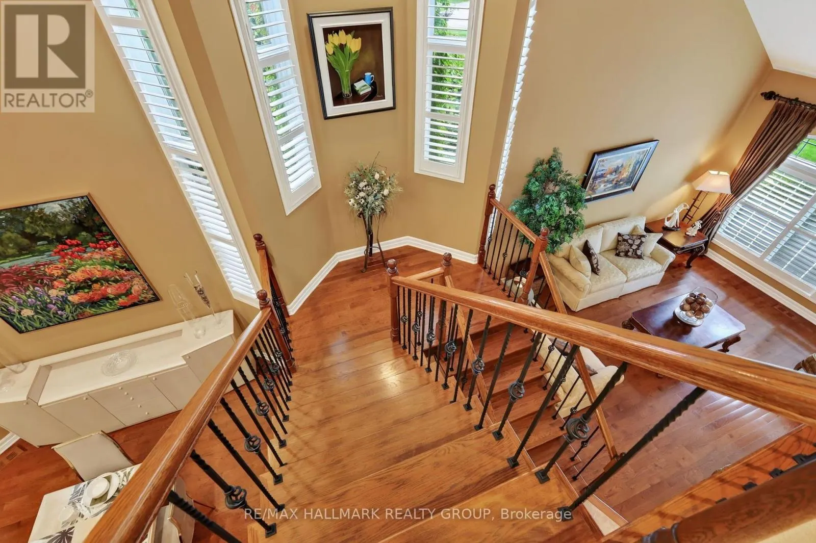 5851 GLADEWOODS PLACE