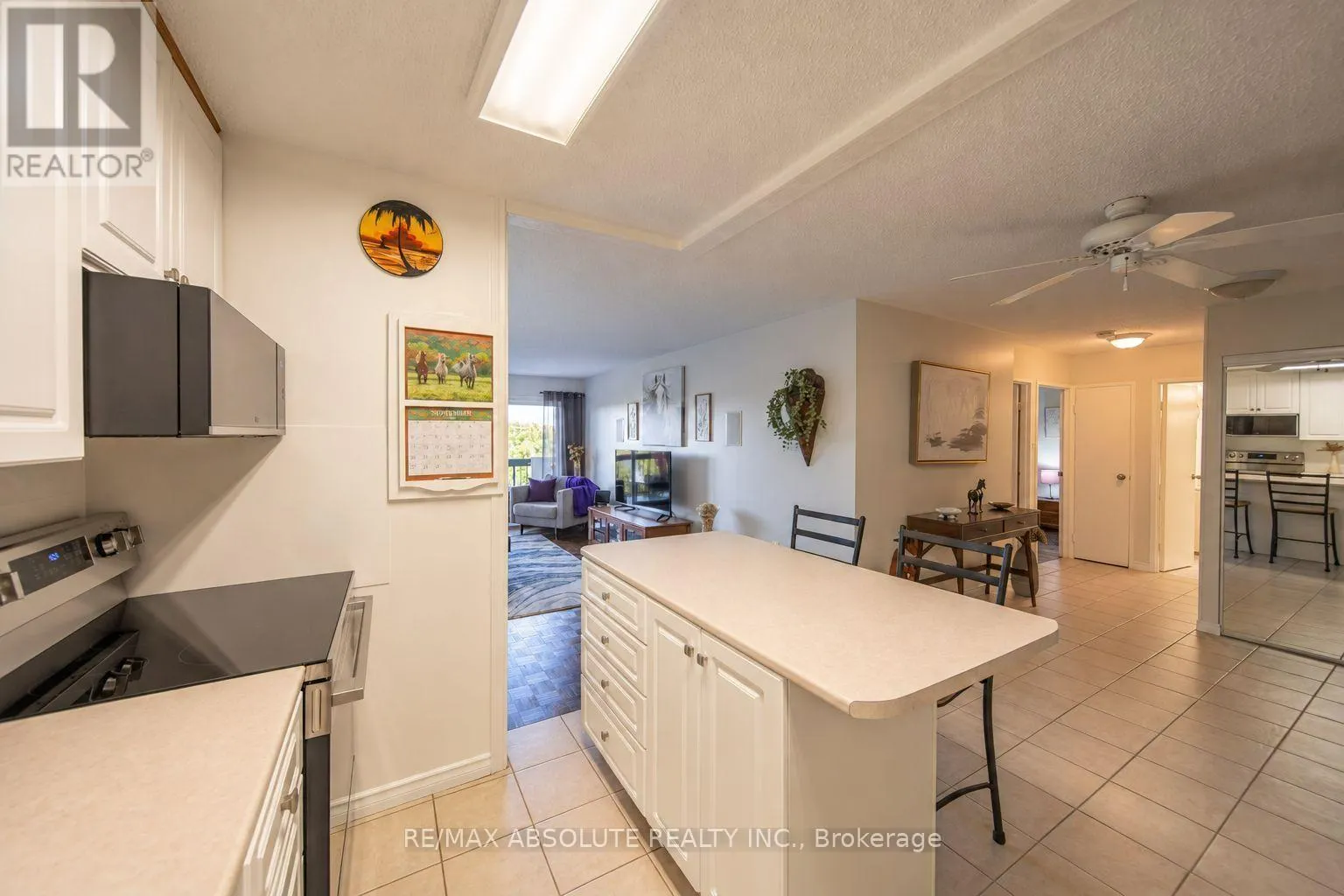 510 - 158 A MCARTHUR AVE AVENUE