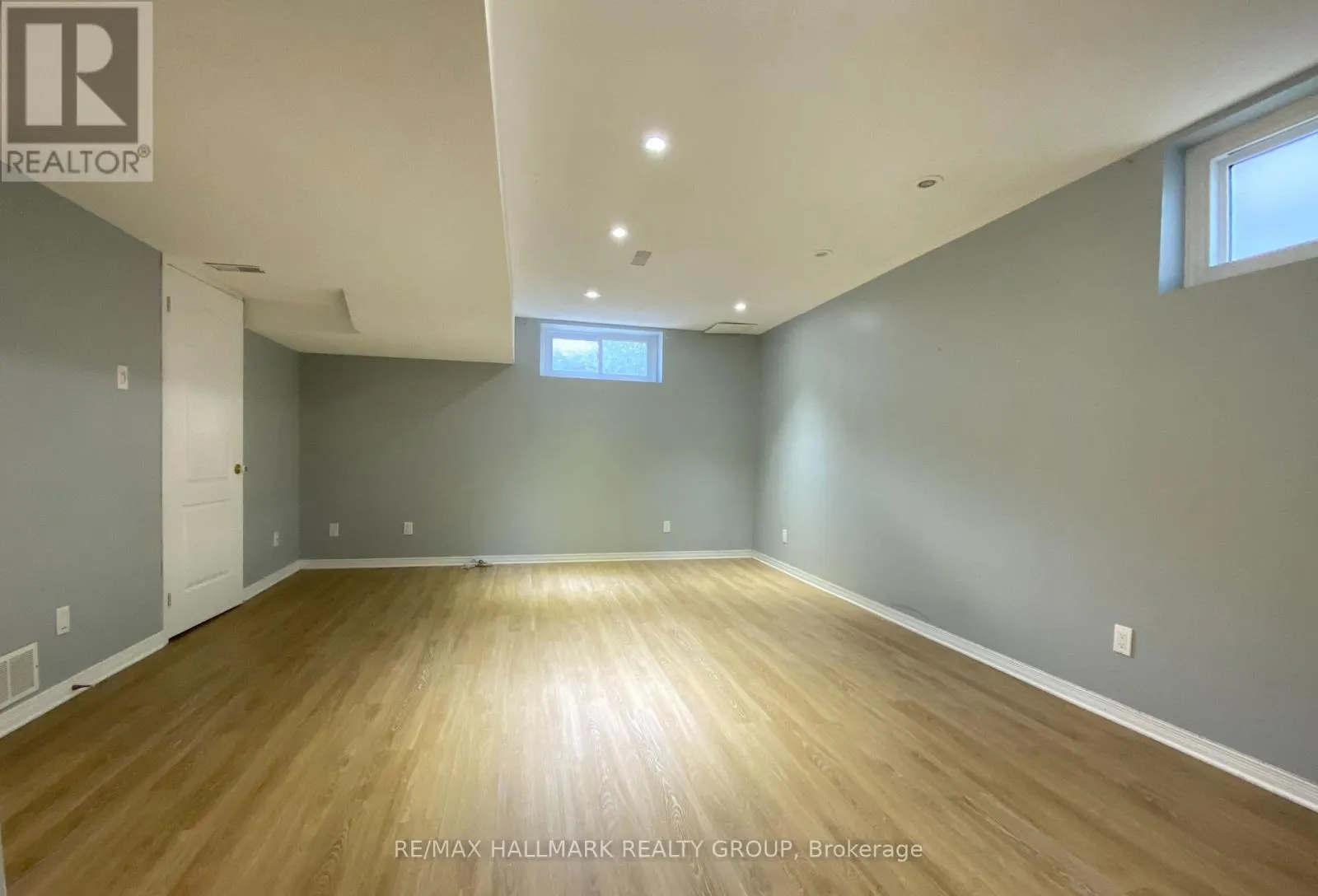 128 GRENADIER WAY