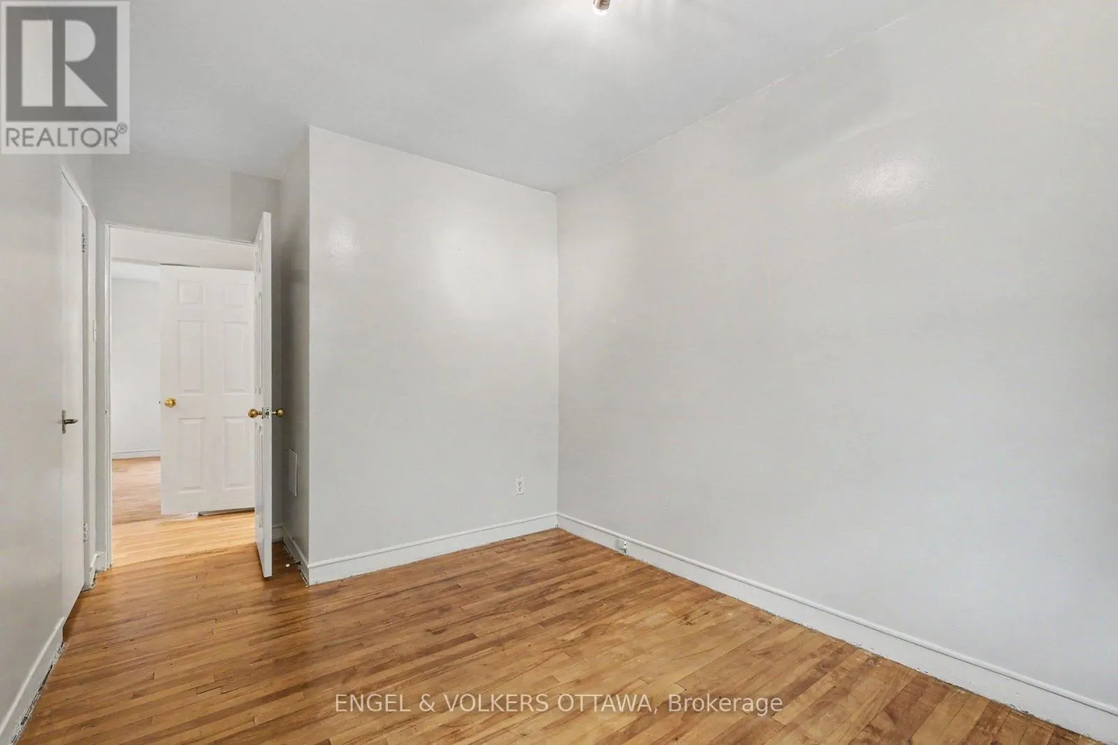 325 SUMMIT AVENUE