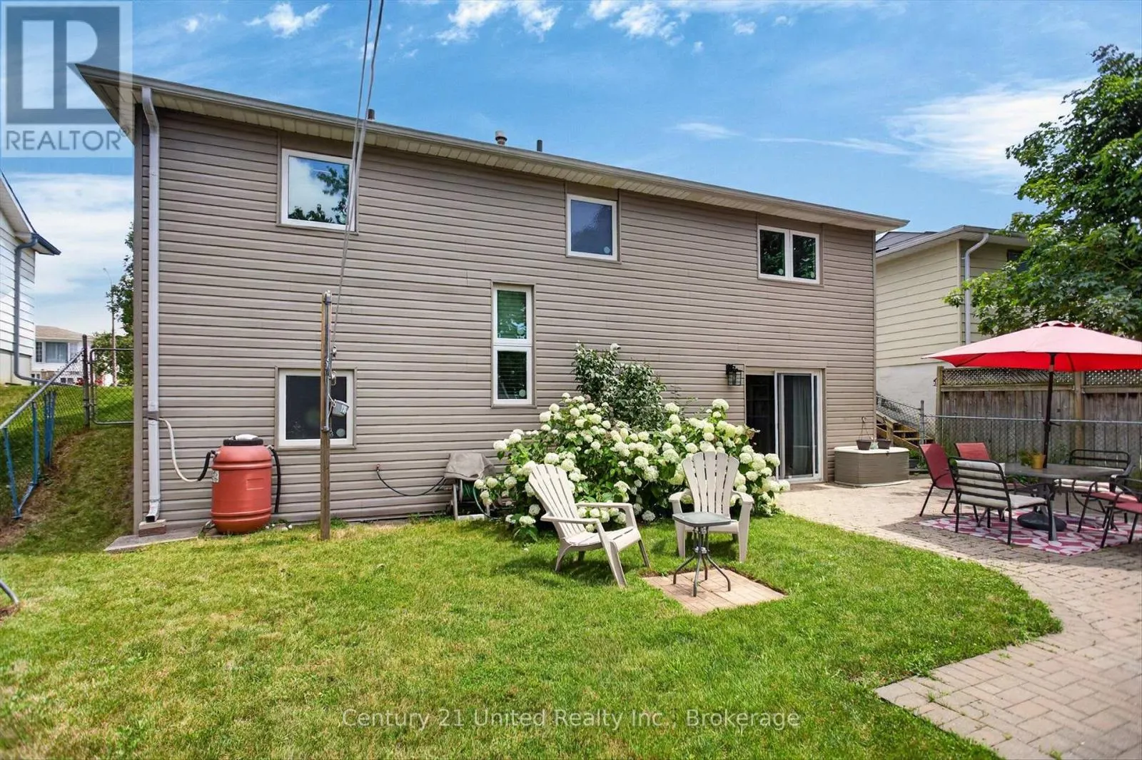 2121 MEADOWVIEW ROAD