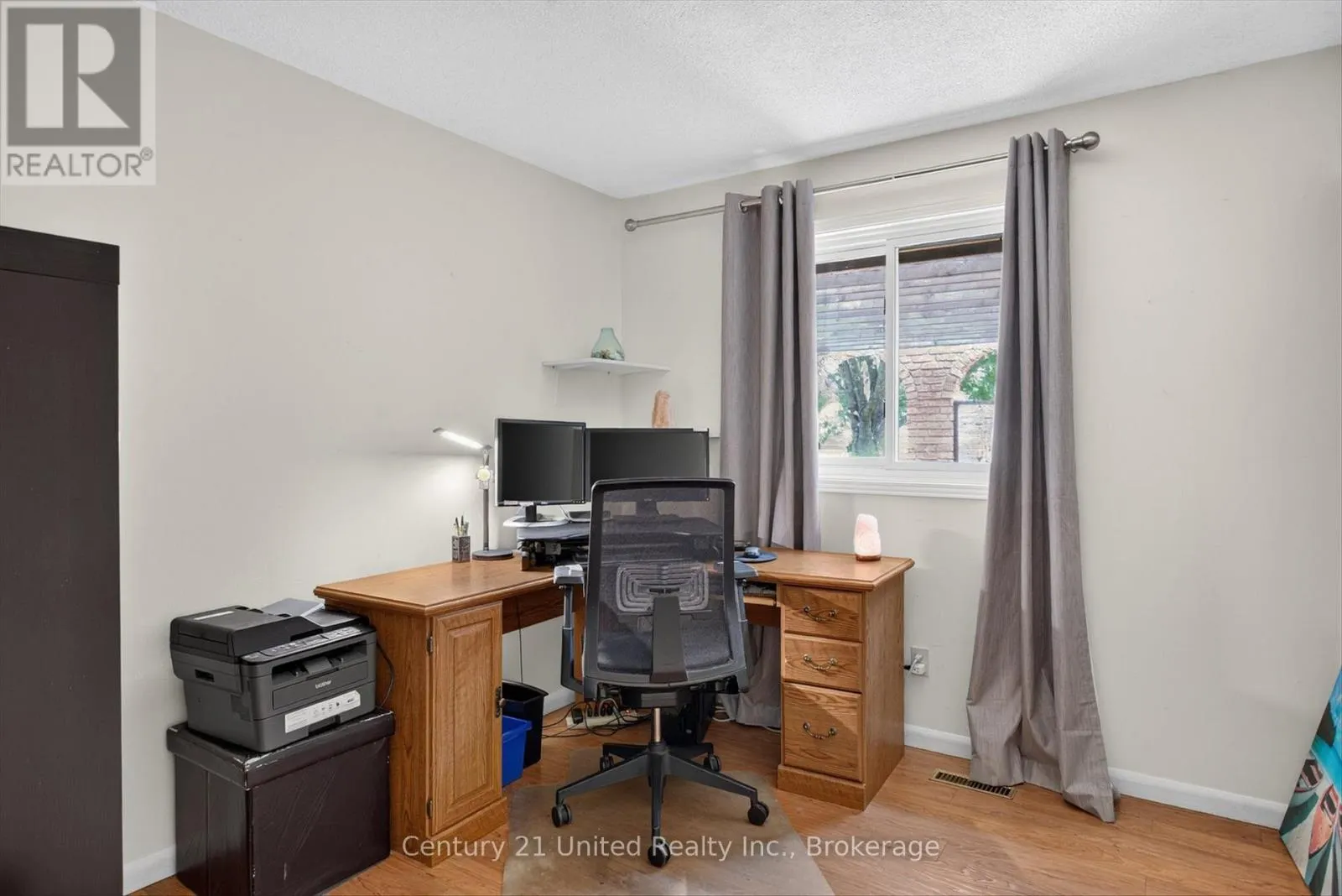 2121 MEADOWVIEW ROAD