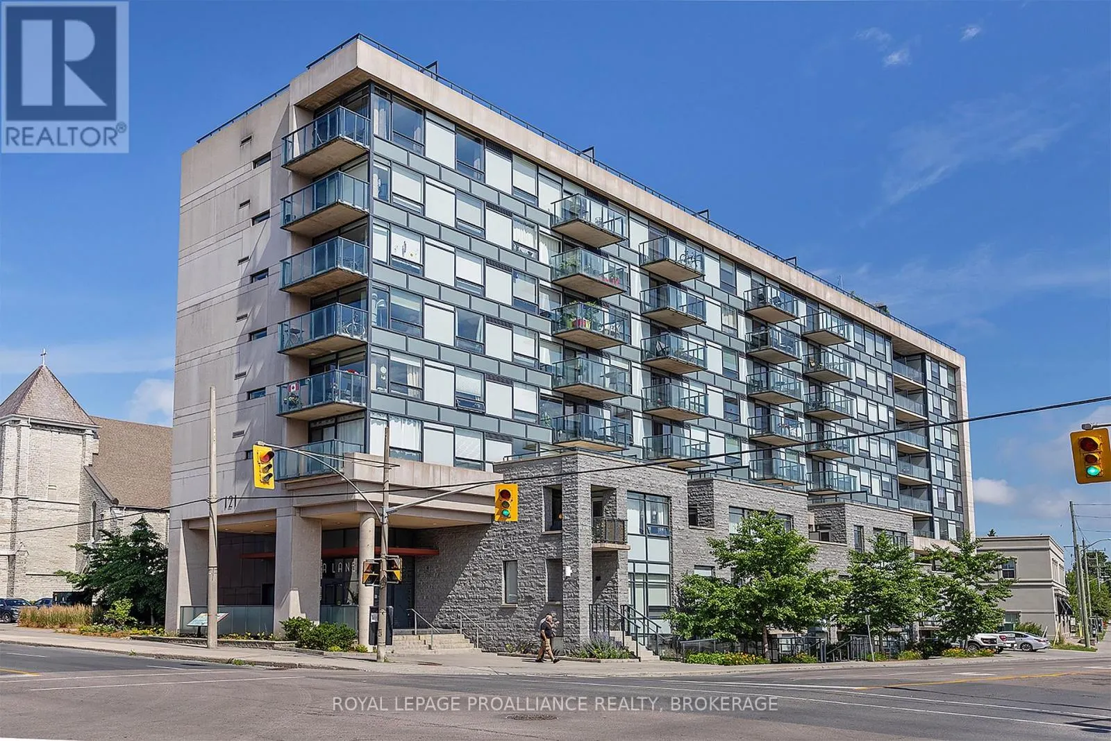 501 - 121 QUEEN STREET #501