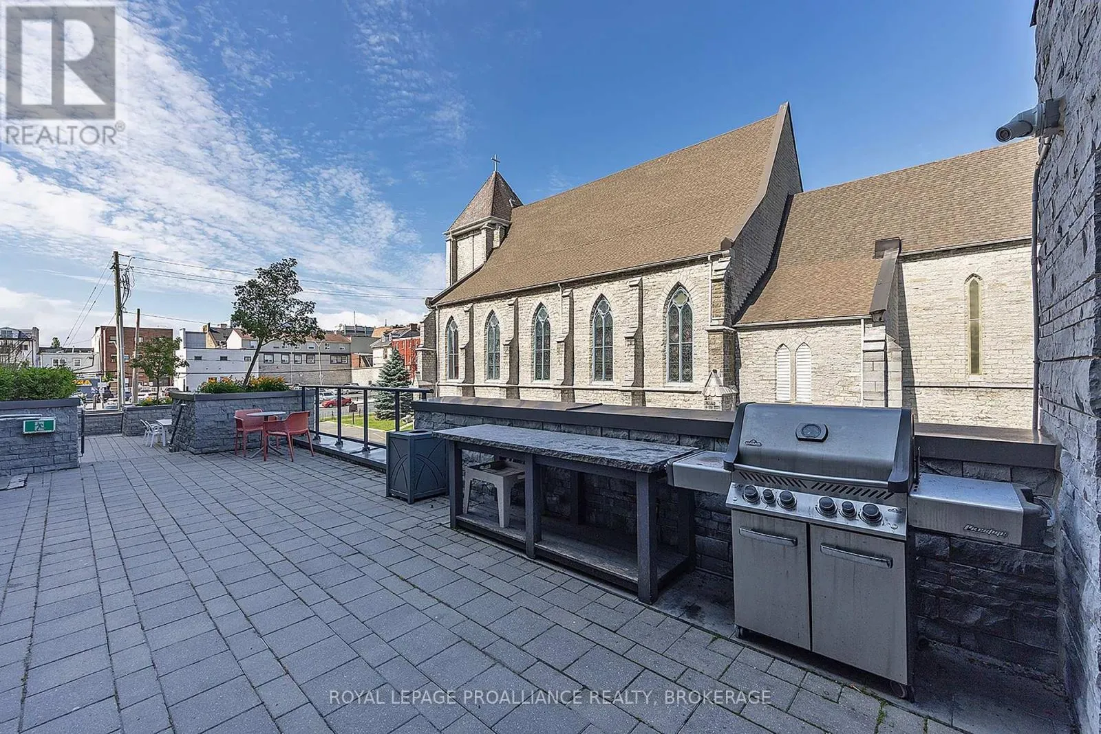 501 - 121 QUEEN STREET #501
