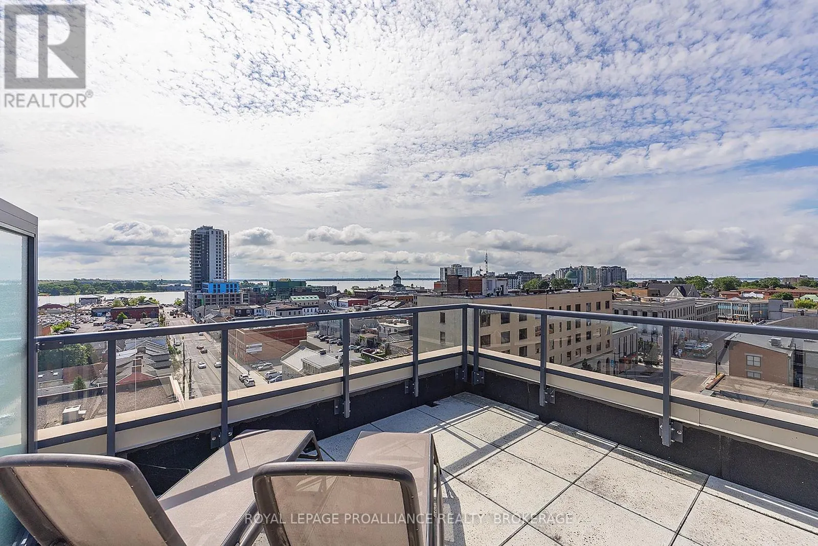 501 - 121 QUEEN STREET #501