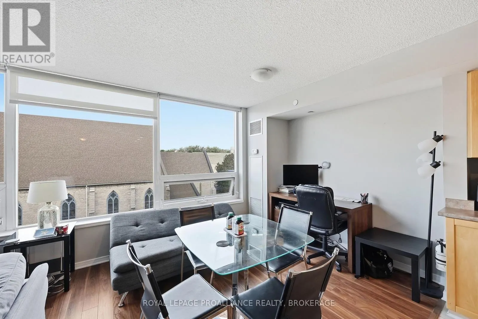 501 - 121 QUEEN STREET #501