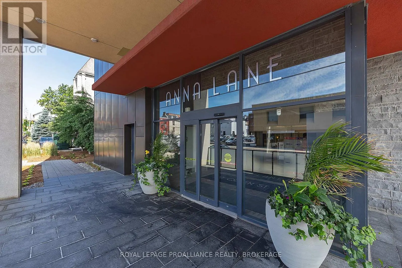 501 - 121 QUEEN STREET #501