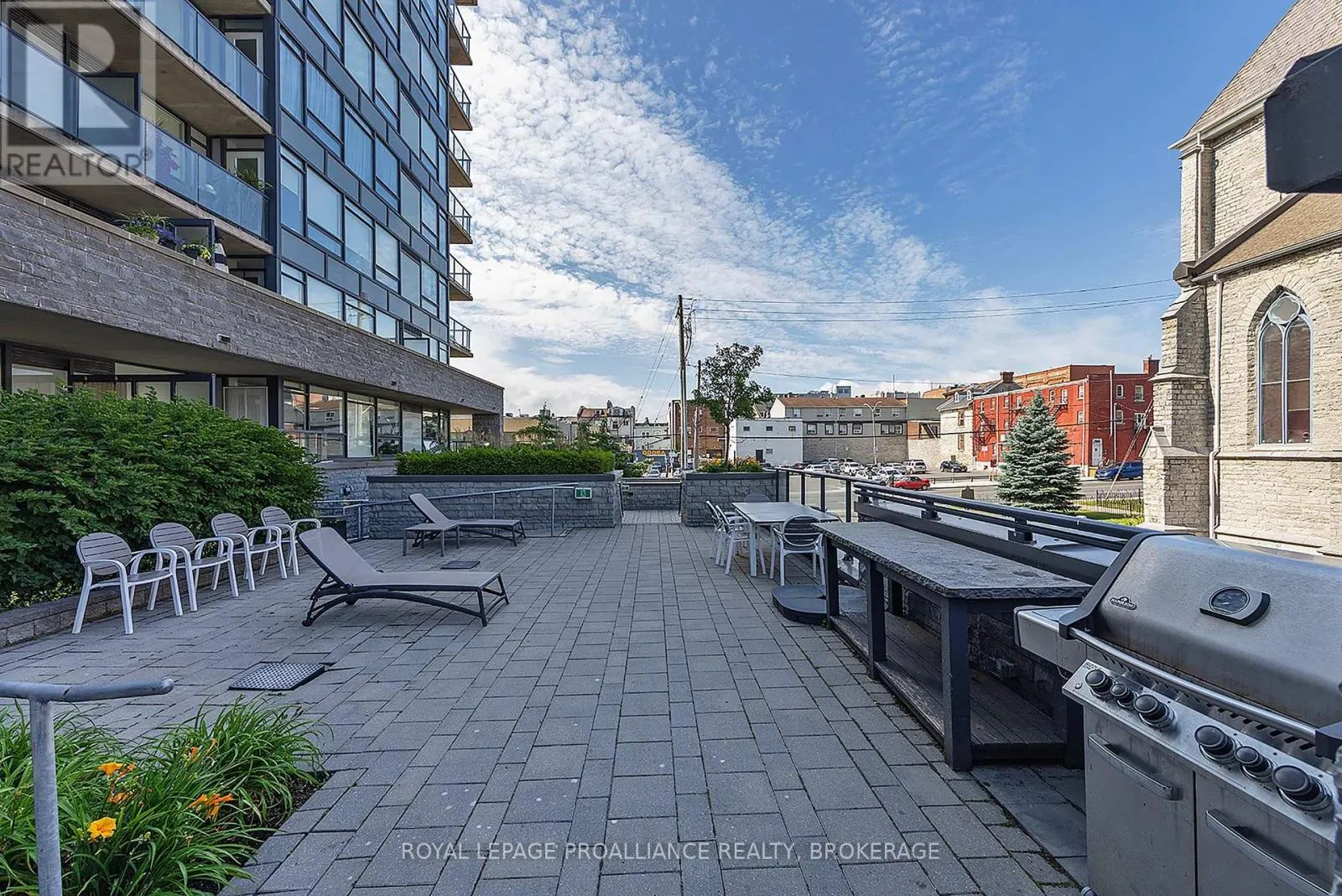 501 - 121 QUEEN STREET #501