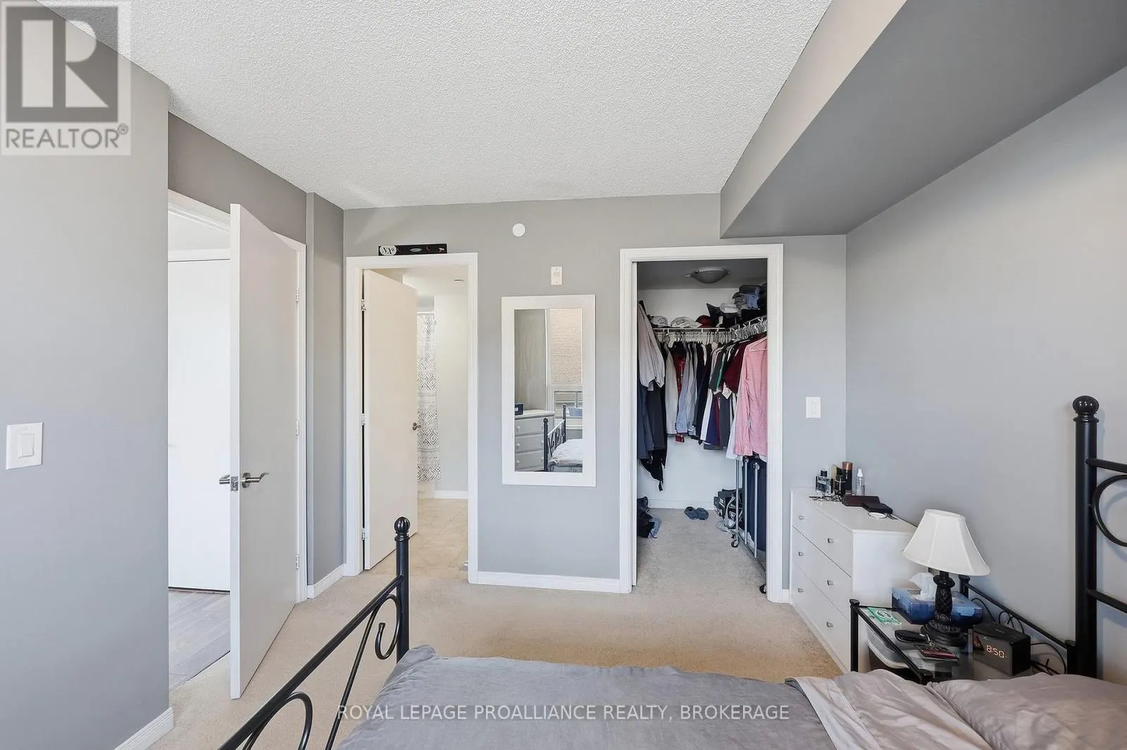 501 - 121 QUEEN STREET #501