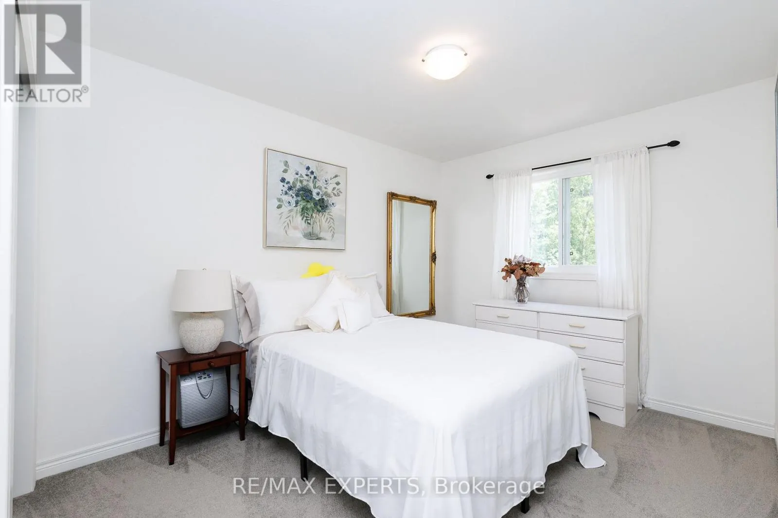 7 - 340 PROSPECT POINT ROAD