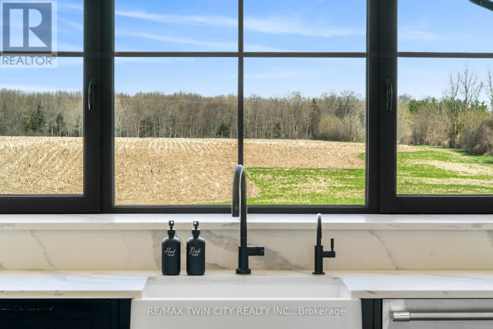 742 COUNTRY SQUIRE ROAD