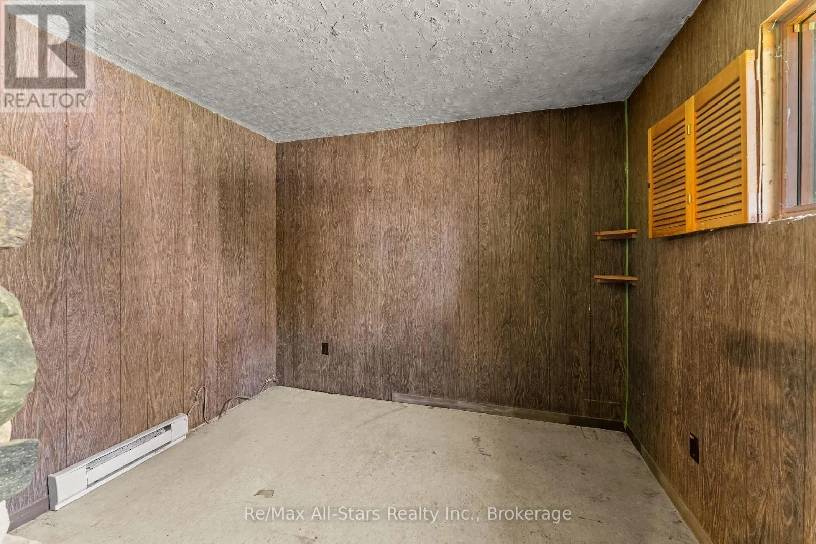 202 WEST STREET S