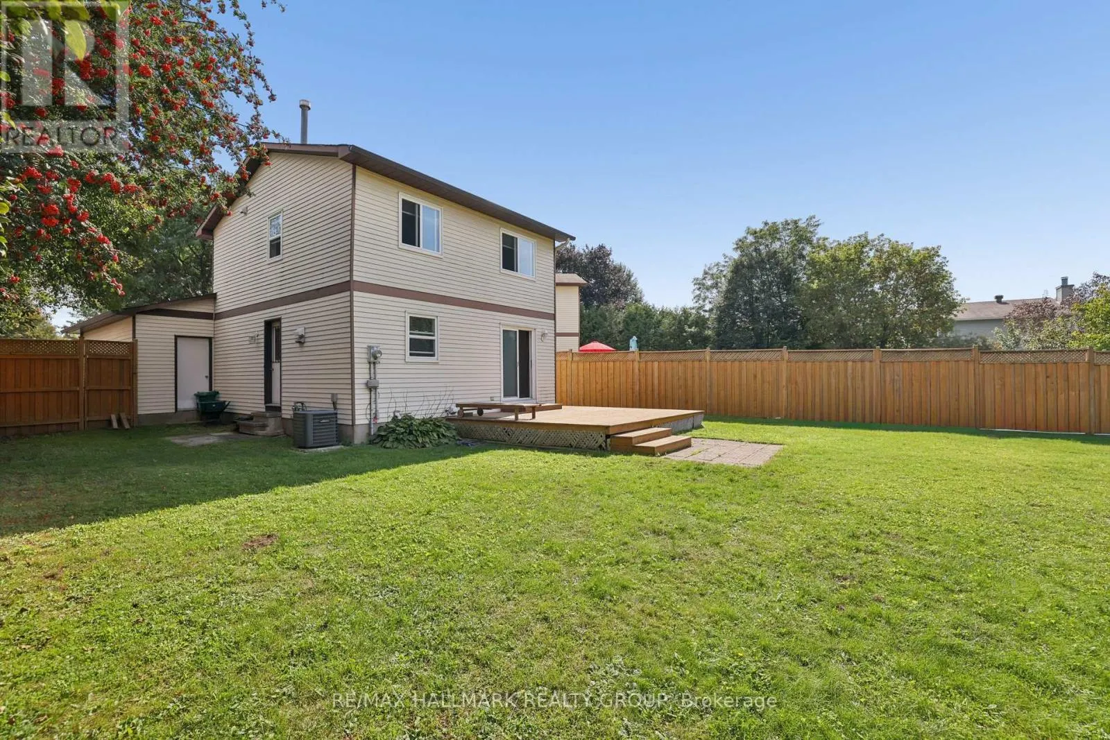 27 BRANDO CRESCENT