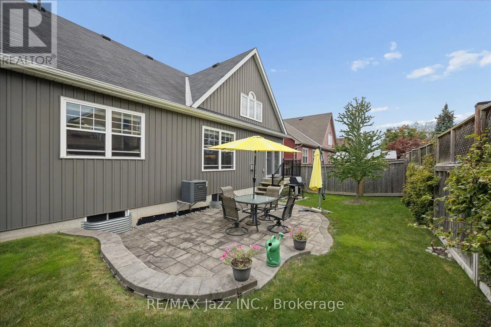 11 BIGWOOD CRESCENT
