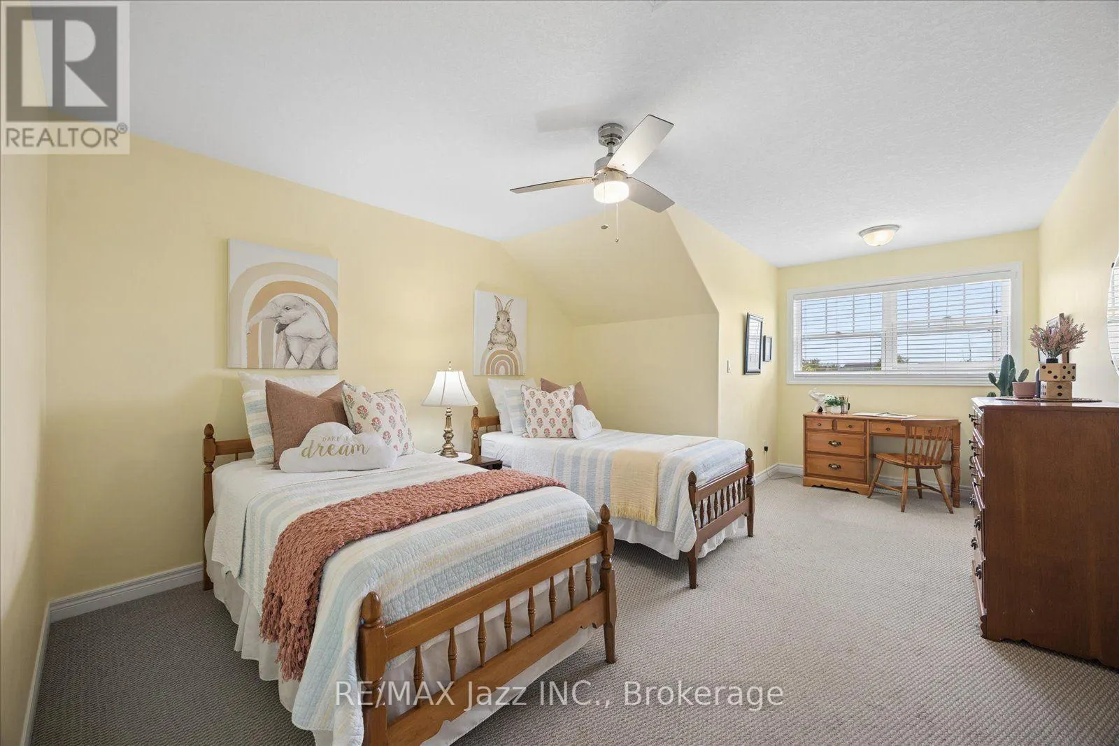 11 BIGWOOD CRESCENT
