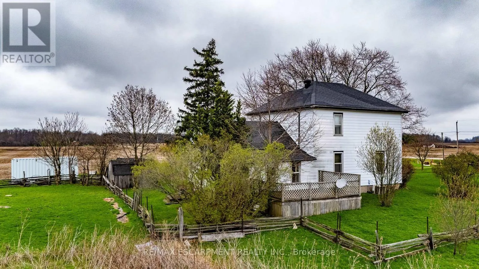 335 MCKENZIE ROAD