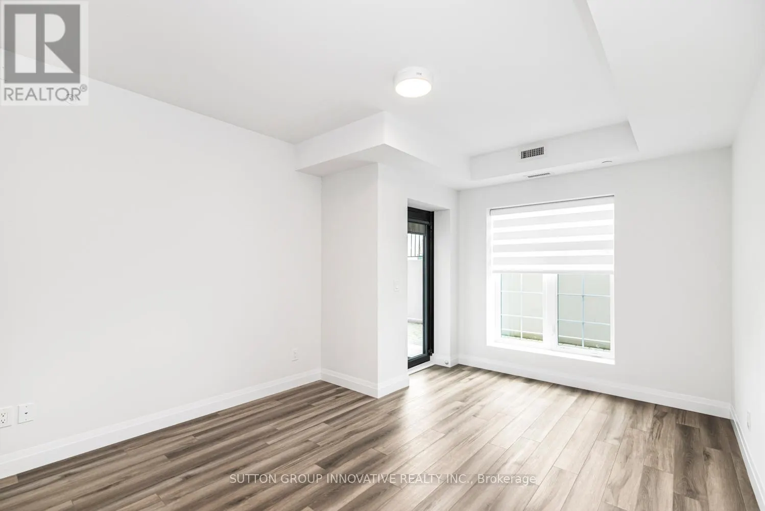 105 - 153 WILSON STREET W