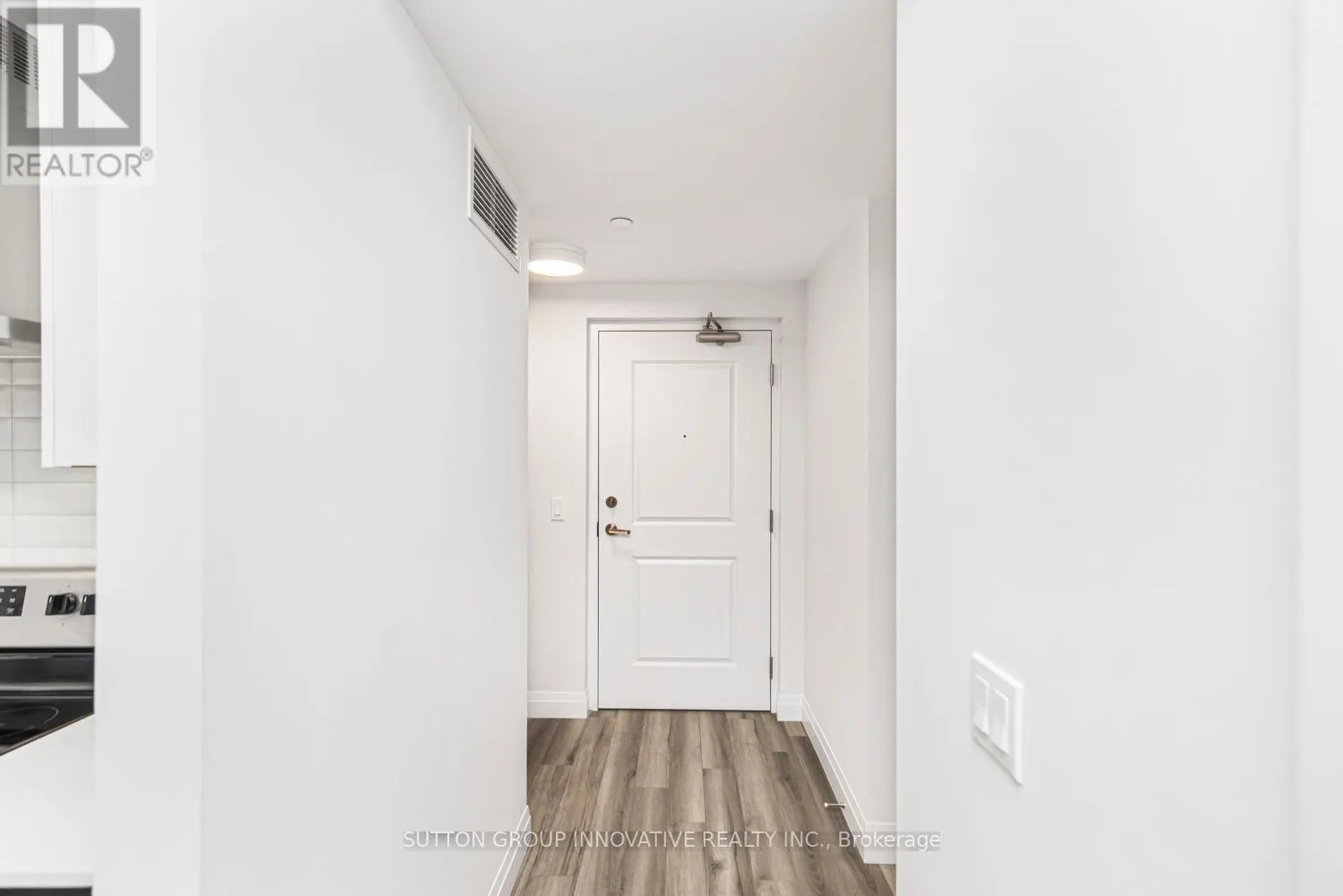 105 - 153 WILSON STREET W