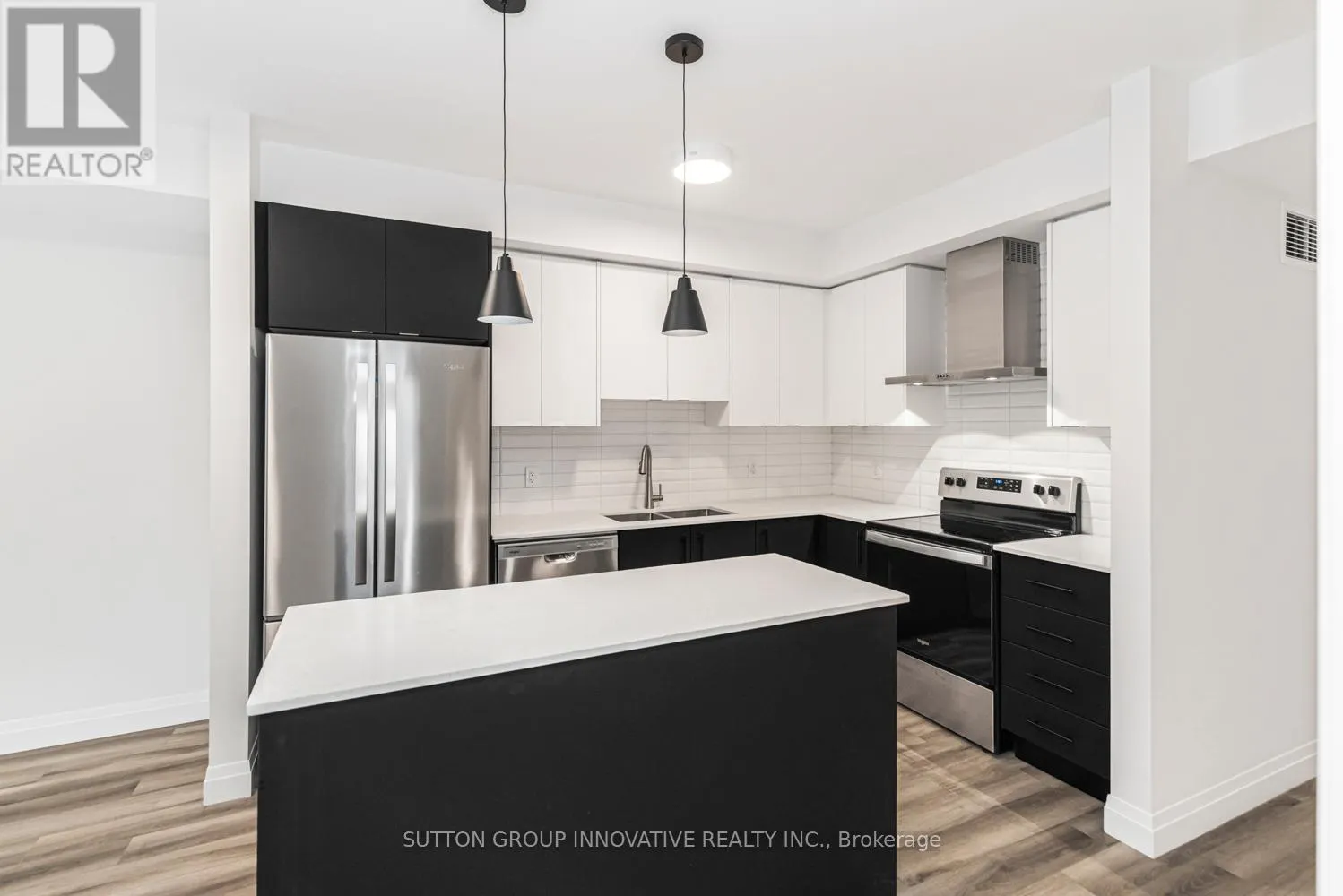 105 - 153 WILSON STREET W