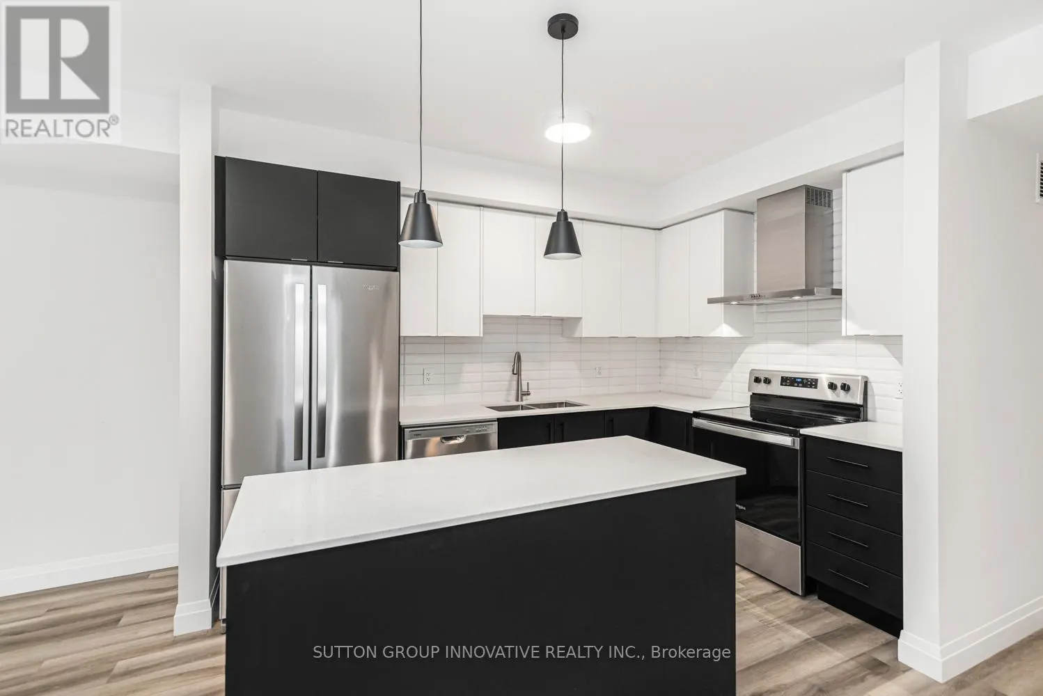 105 - 153 WILSON STREET W