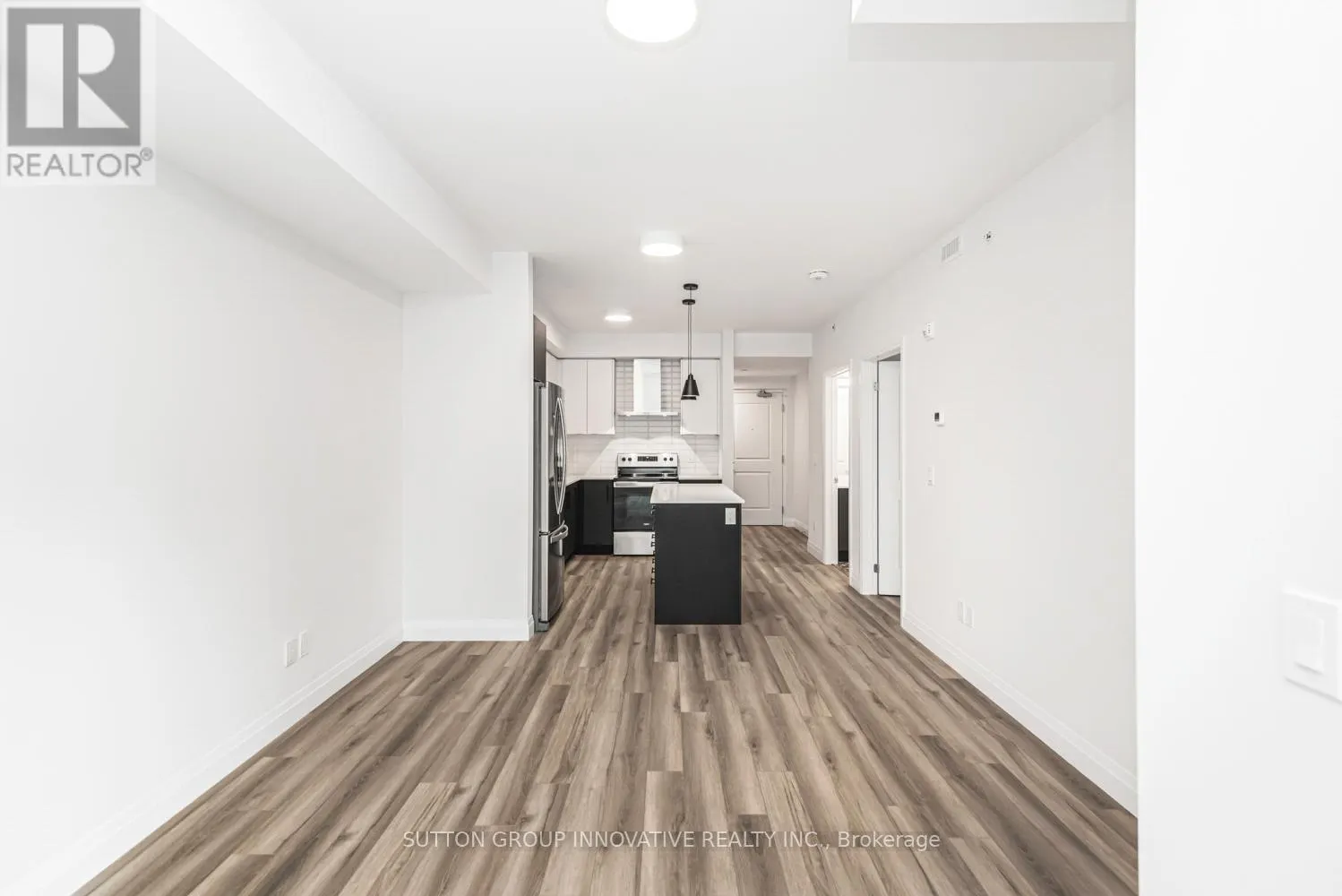 105 - 153 WILSON STREET W