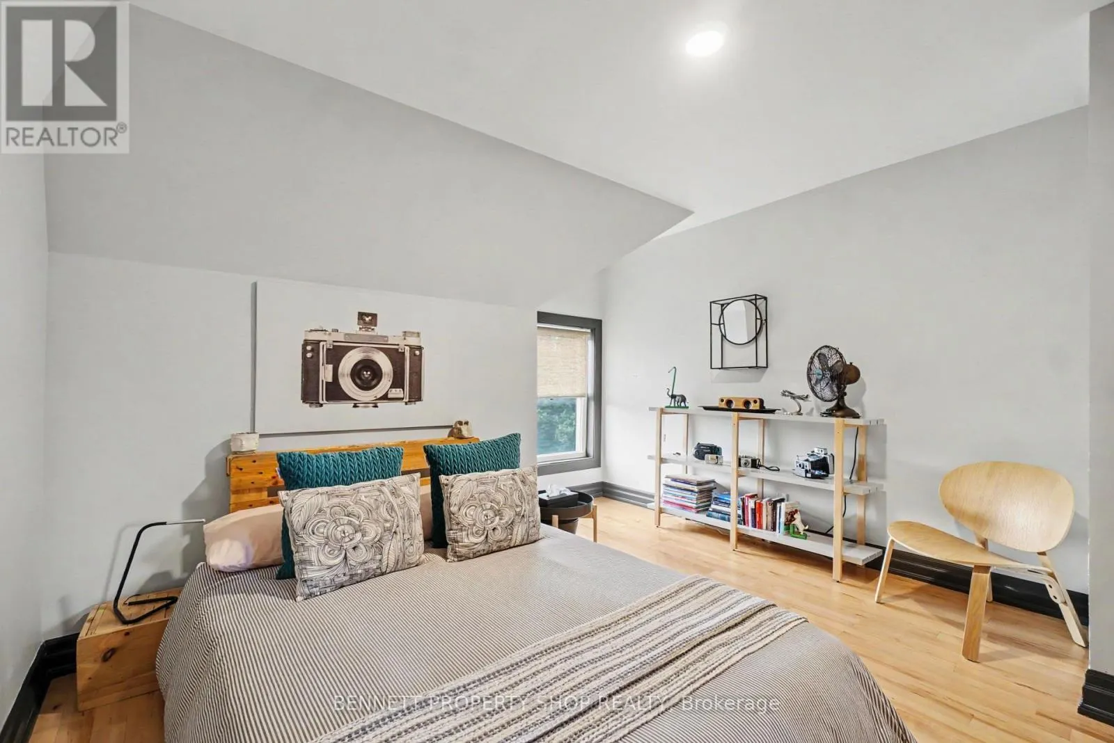 273 ARLINGTON AVENUE
