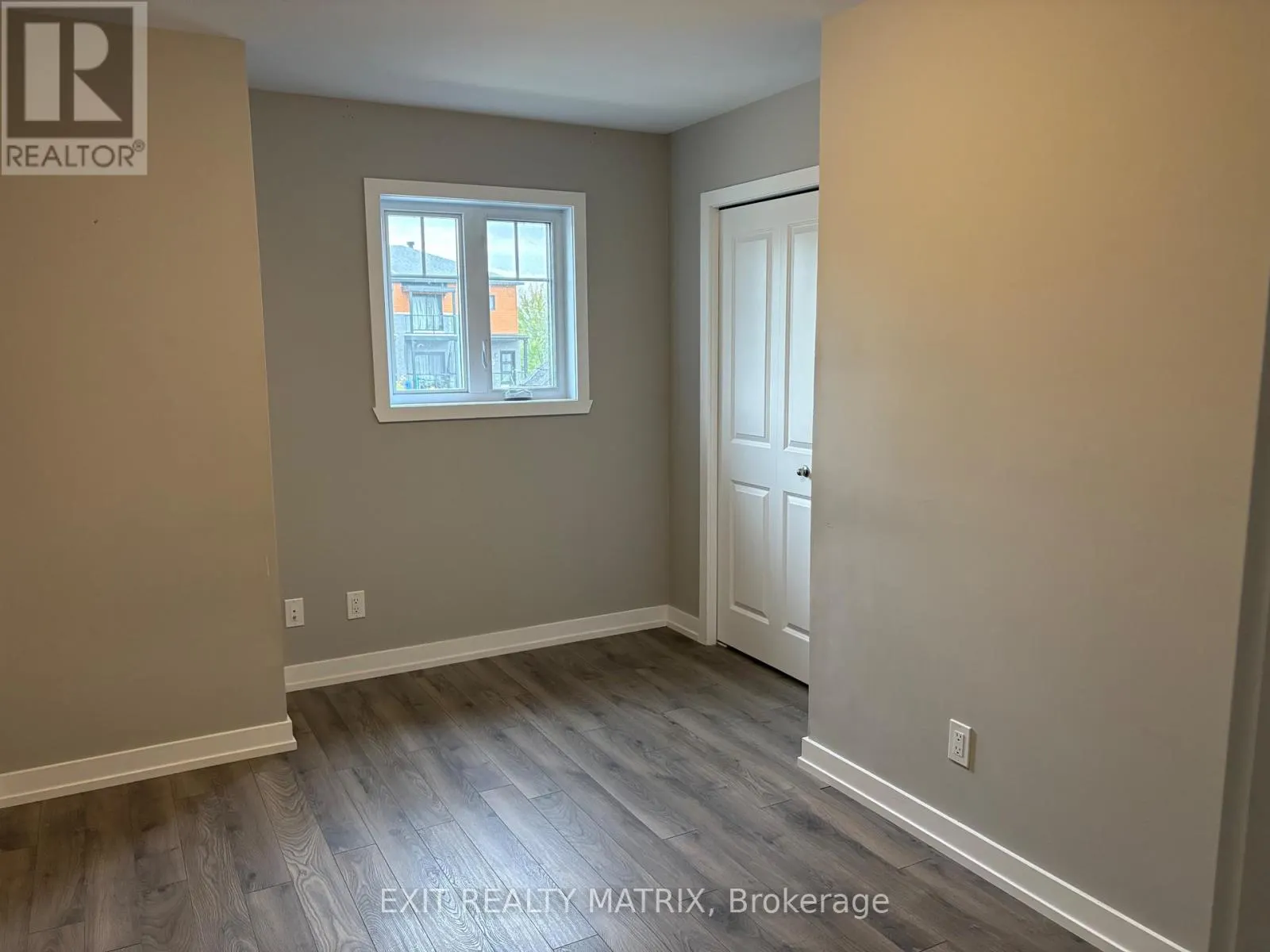 207 - 83 ST MORITZ TRAIL