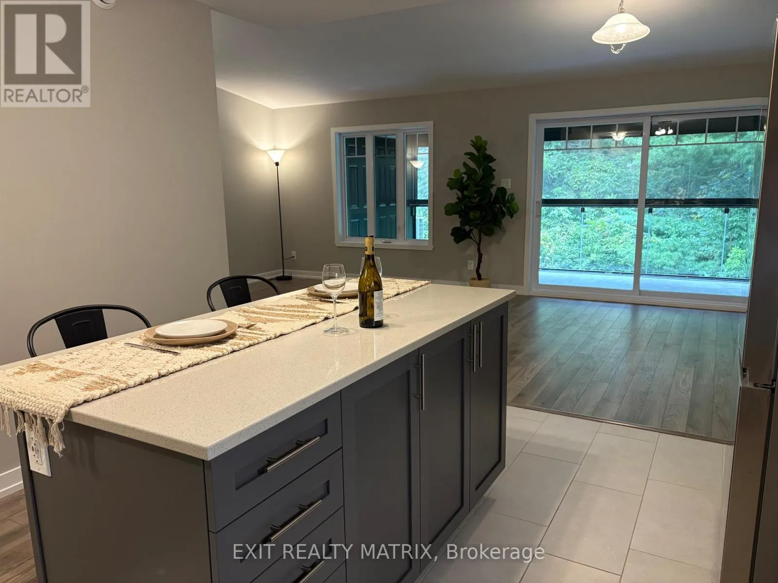 207 - 83 ST MORITZ TRAIL