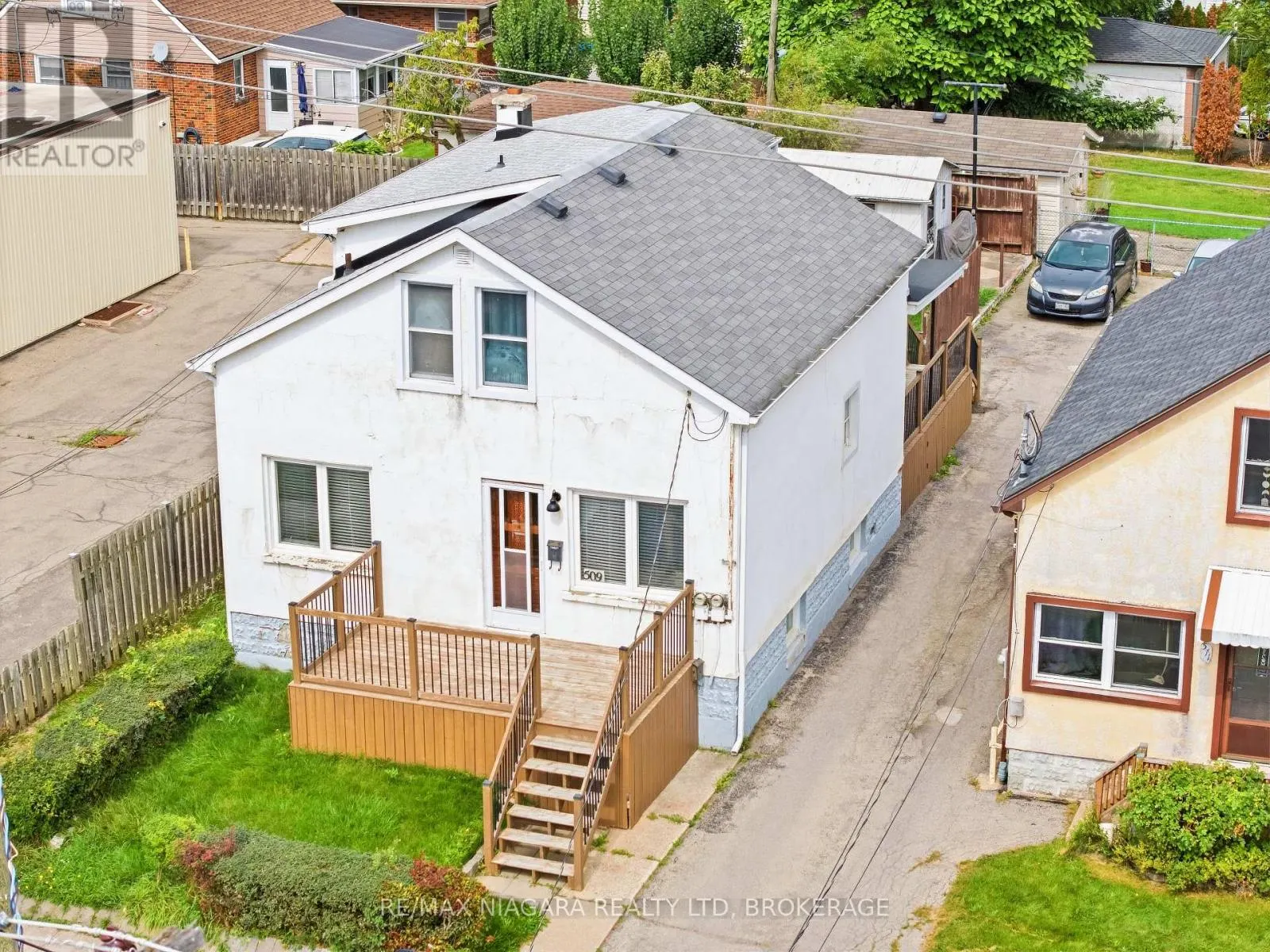 509 LINCOLN STREET