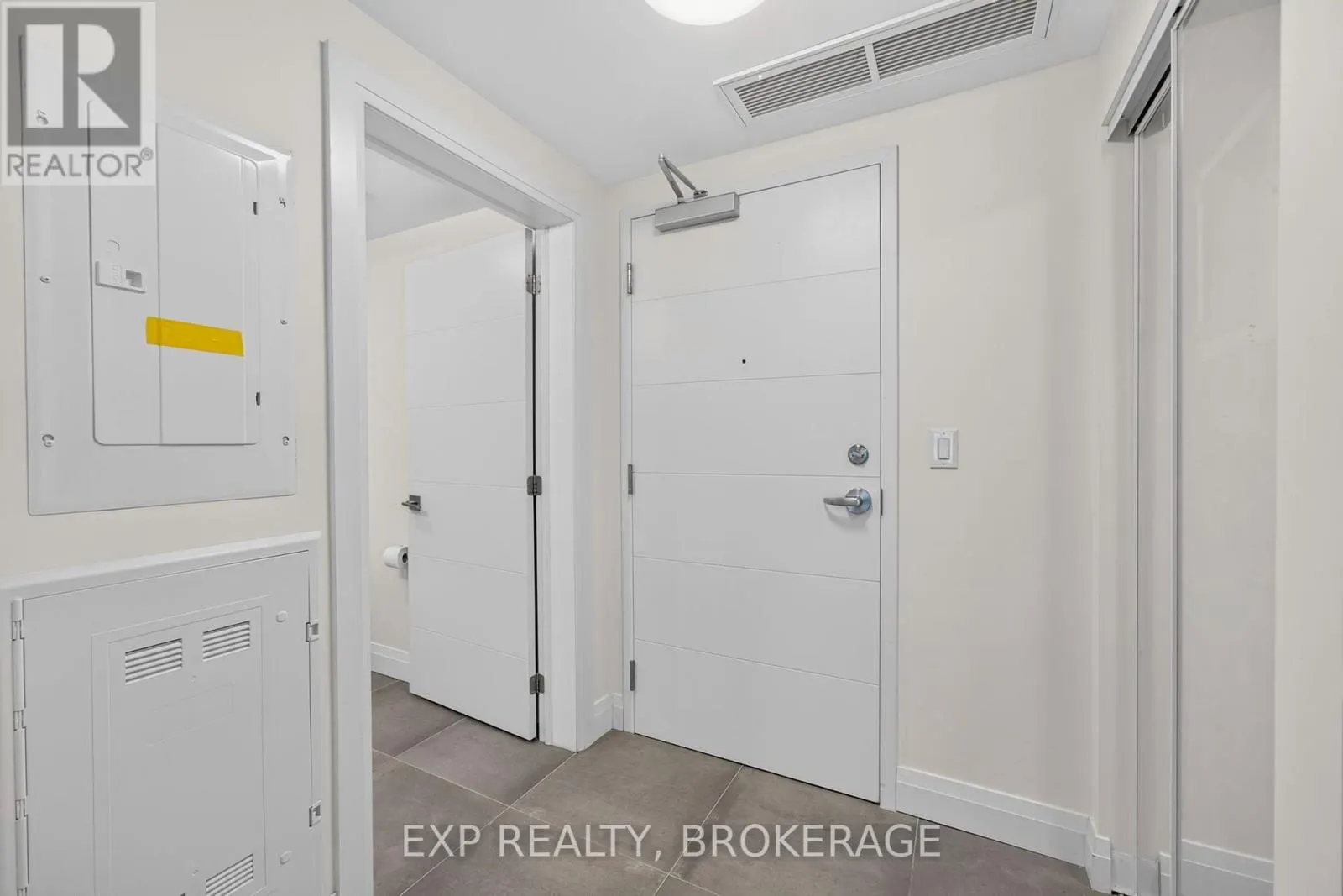 326 - 652 PRINCESS STREET #326
